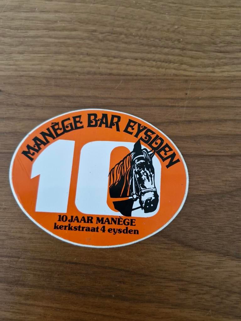 7018 Manège Bar Eysden 10 jaar sticker, Ophalen of Verzenden