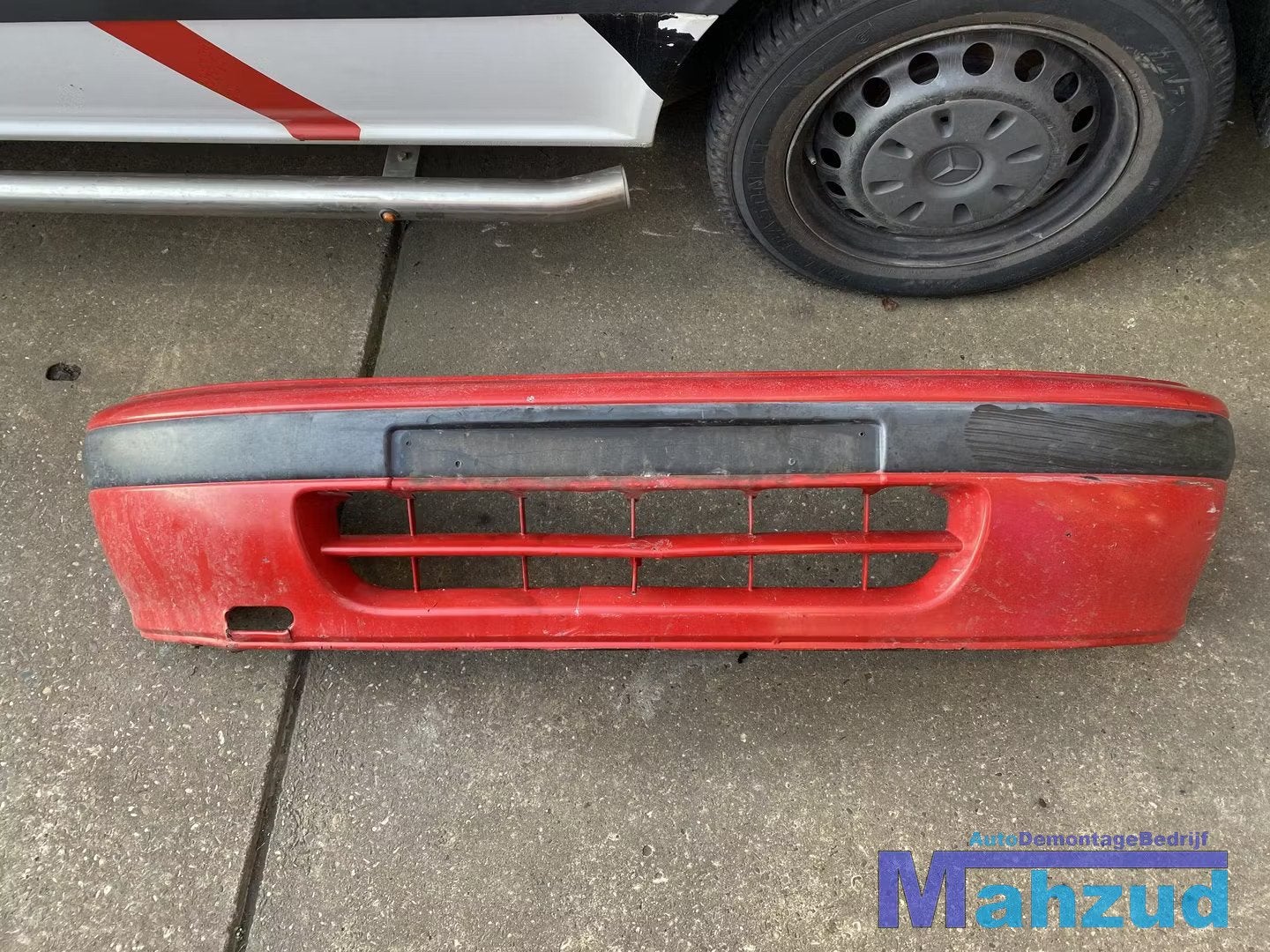 NISSAN MICRA 2 K11 Rood voorbumper bumper voor, Voor, Takashima 1-chome 1-1
220-8686  Yokohama, Ophalen of Verzenden, Bumper
