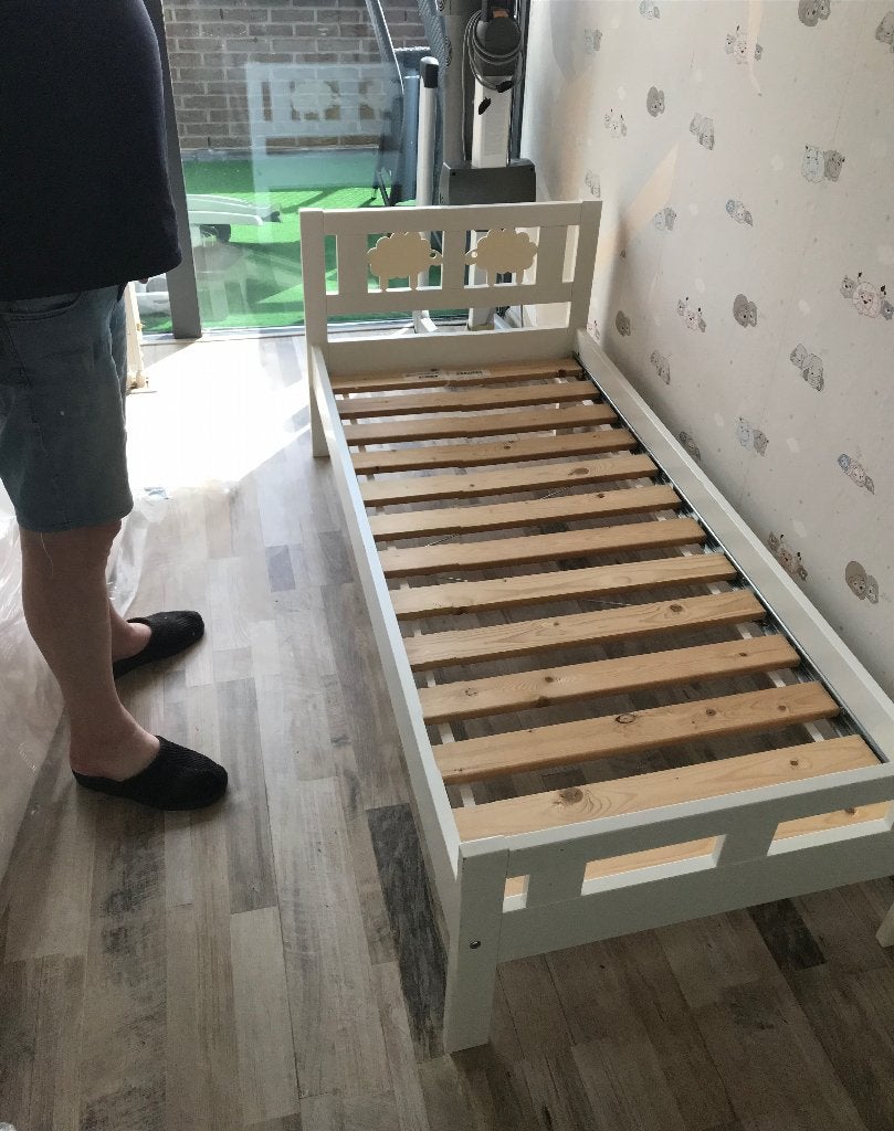 Peuterbed, Kinderen en Baby's, Kinderkamer | Bedden, Zo goed als nieuw, 160 tot 180 cm, 70 tot 85 cm, Lattenbodem, Matras, Ophalen