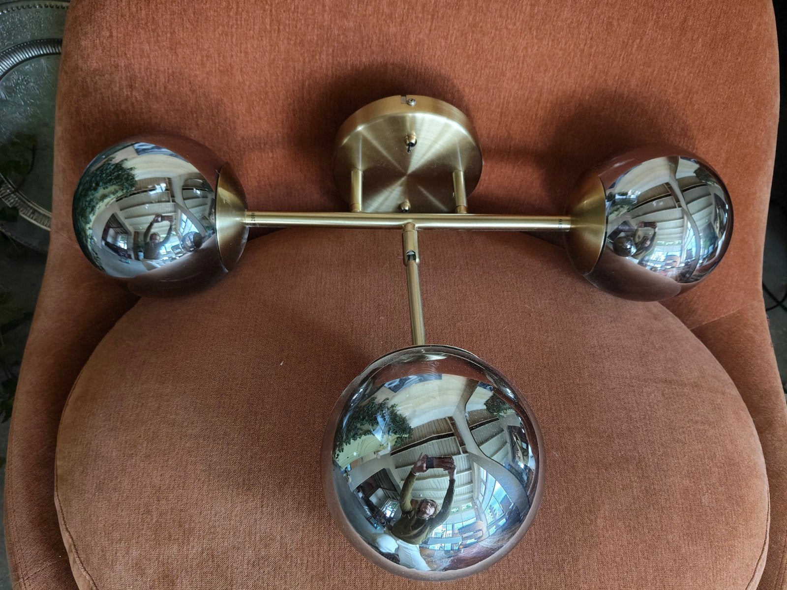 Moderne wandlamp messing, Ophalen, Zo goed als nieuw