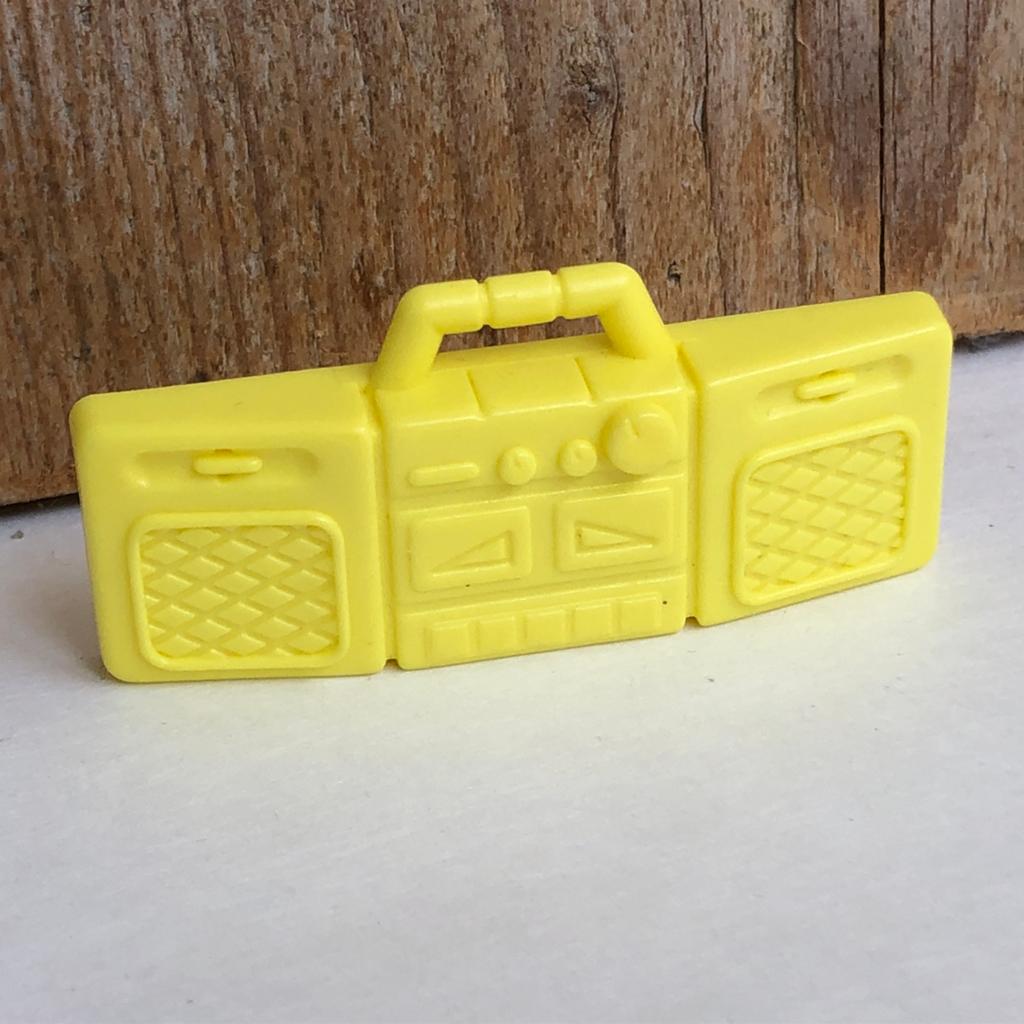 Geel vintage radio van Barbie set, Ophalen of Verzenden, Zo goed als nieuw, Toebehoren