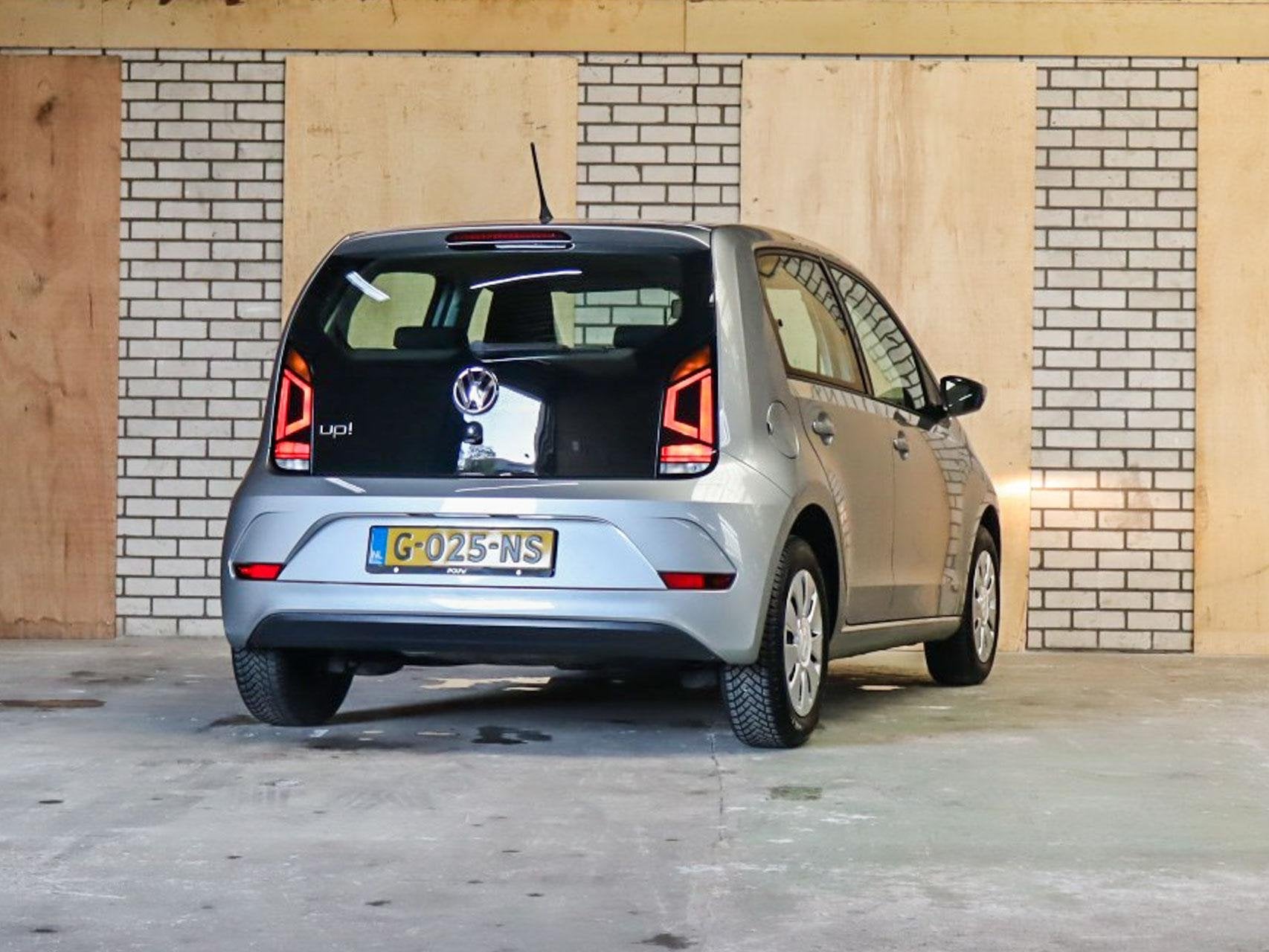 Volkswagen up! 1.0 60pk Move up! | Airco | LED Dagrijverlich, Auto's, Voorwielaandrijving, 12 maanden, Stof, Gebruikt