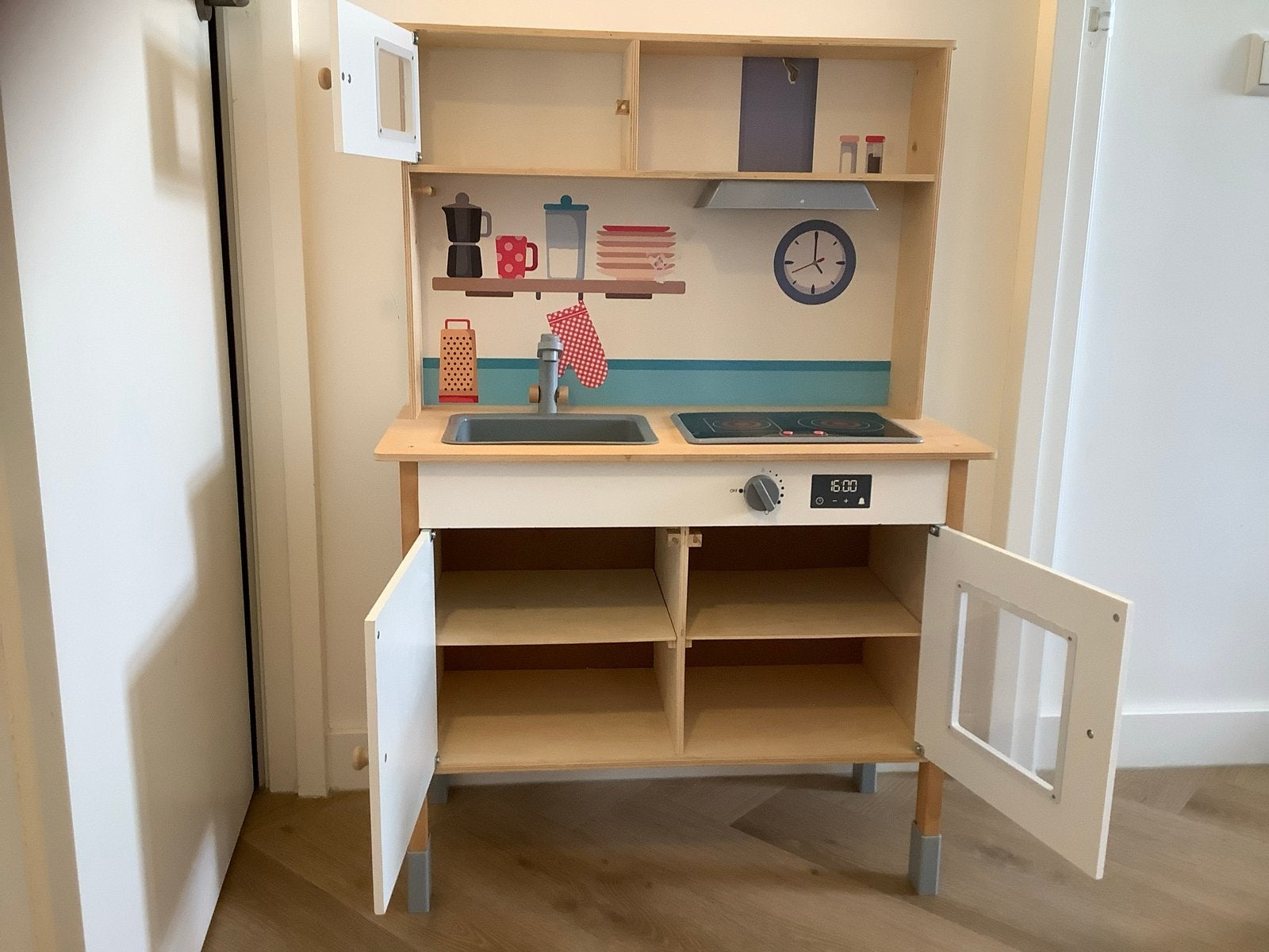 Houten speelkeuken met magnetron en accessoires, Ophalen, Gebruikt, Hout, Speelkeuken