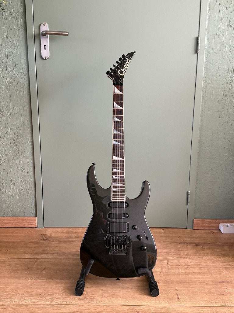 Charvel elektrisch gitaar zwart met EMG's bouwjaar 1990, Ophalen, Gebruikt, Solid body, Overige merken