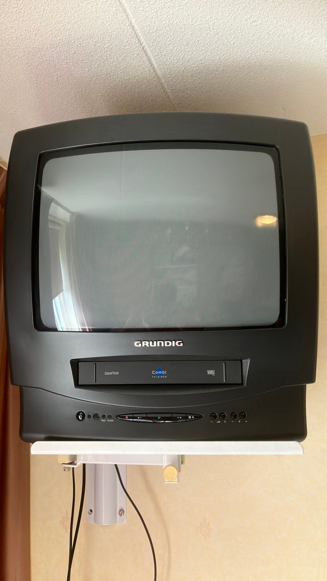 Grundig tv met video, Ophalen, Gebruikt, 50 Hz, 40 tot 60 cm