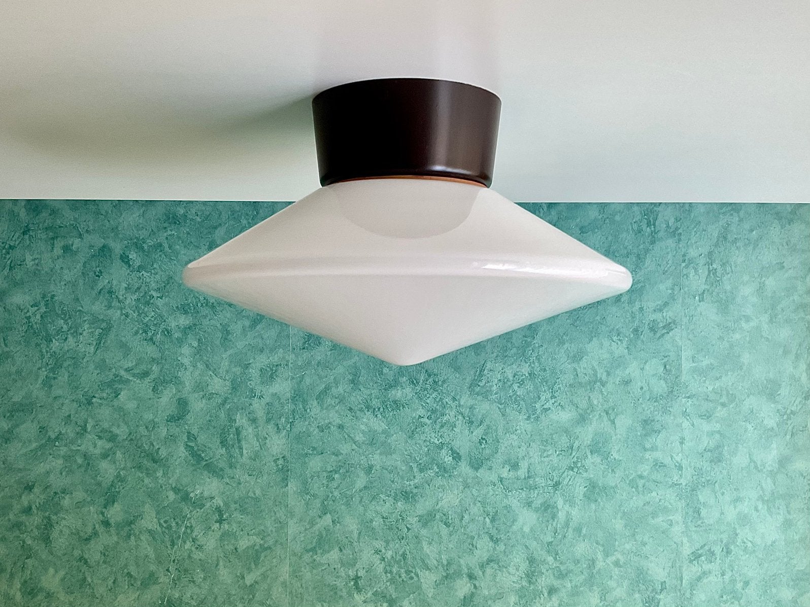 Vintage 70’s RAAK Discus Plafonnière Wandlamp B-1410. Ø 25CM, Gebruikt, 25 cm, Ophalen of Verzenden, Wit