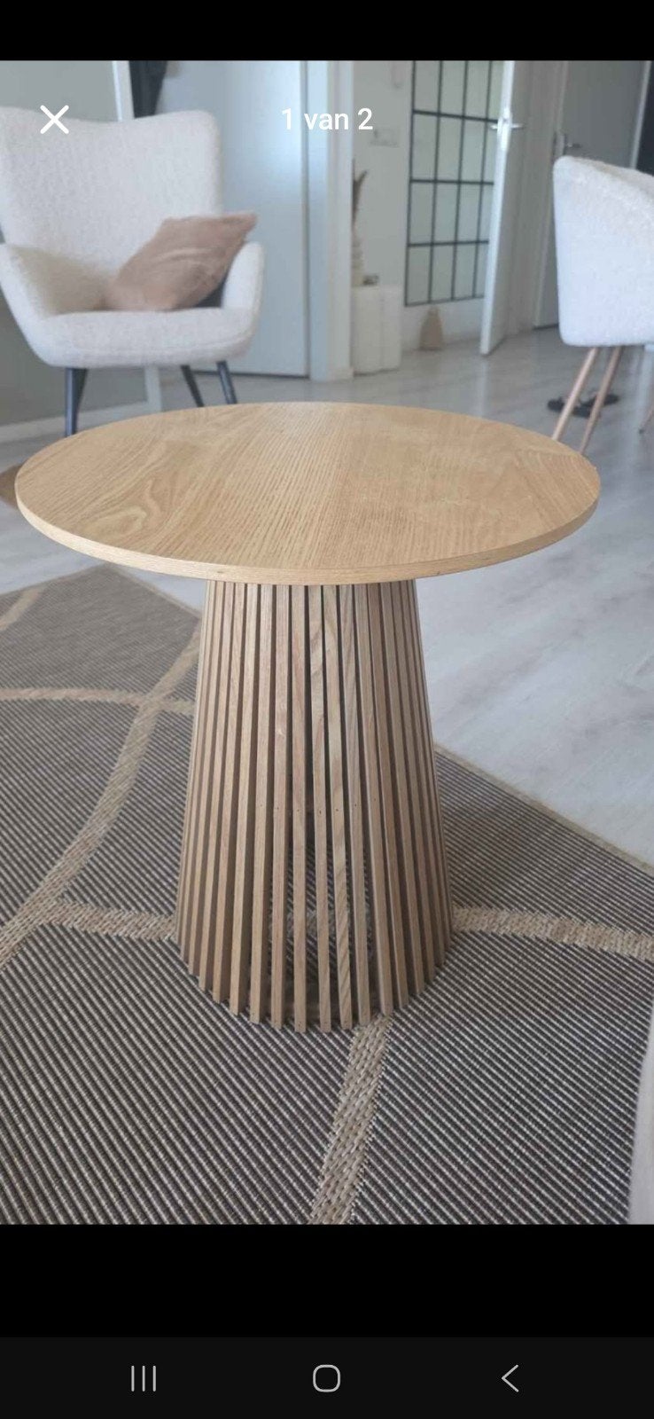 Stijlvolle bijzettafel van licht hout, Minder dan 55 cm, Modern, Scandinavisch, Rond, Zo goed als nieuw