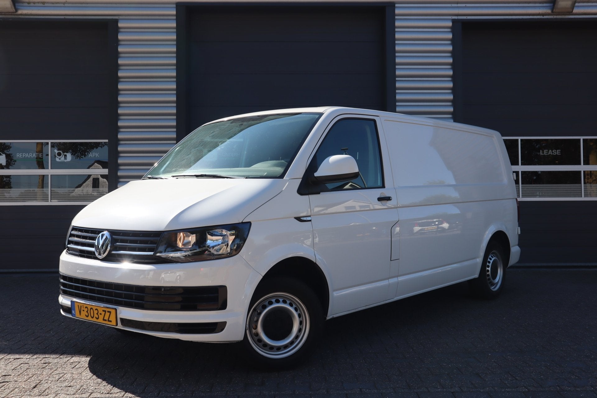 Volkswagen Transporter 2.0 TDI L2H3 Comfortline Koelauto, Auto's, Stof, Gebruikt, Volkswagen, Bedrijf