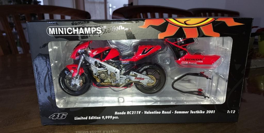 Valentino Rossi Minichamps 1:12 Summer Testbike 2001, Hobby en Vrije tijd, Modelauto's | 1:5 tot 1:12, Ophalen of Verzenden, Zo goed als nieuw