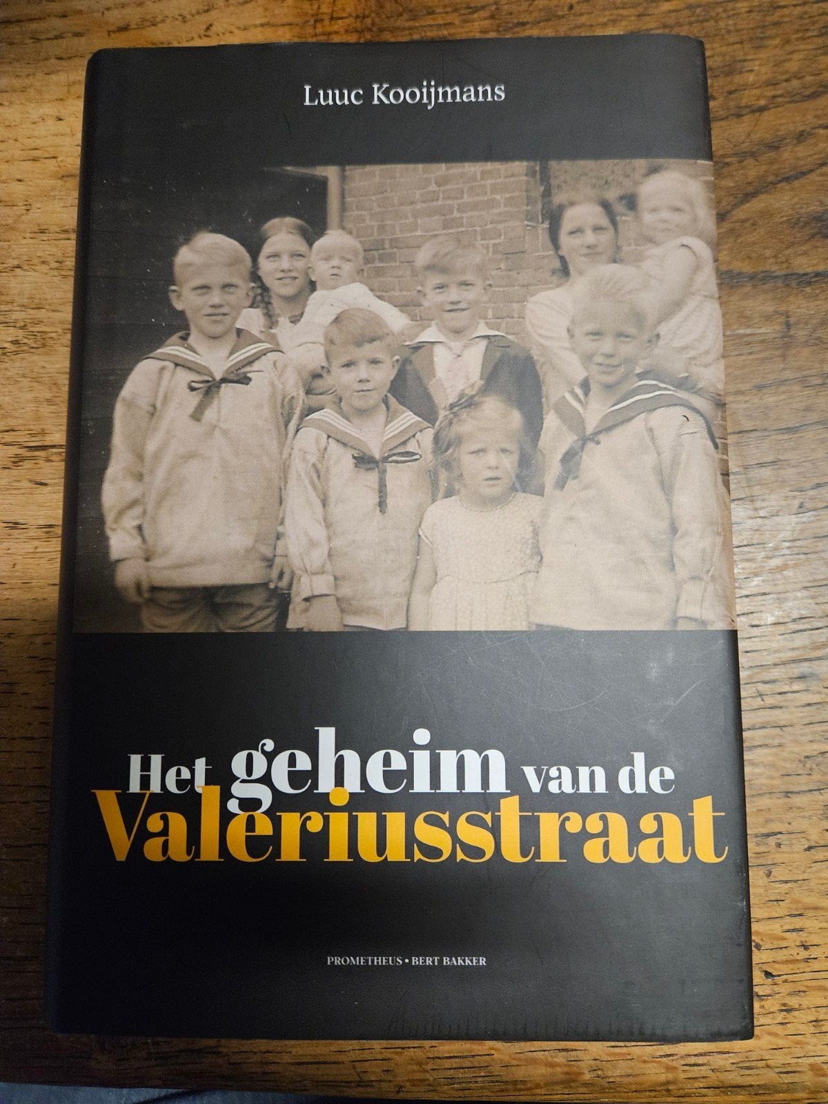 Luuc Kooijmans - Het geheim van de Valeriusstraat, Ophalen of Verzenden, Zo goed als nieuw, Luuc Kooijmans