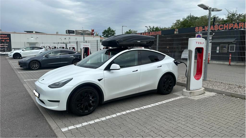 Tesla MY TE HUUR dakdragers en Thule Motion XT L dakkoffer, Ophalen of Verzenden, Gebruikt