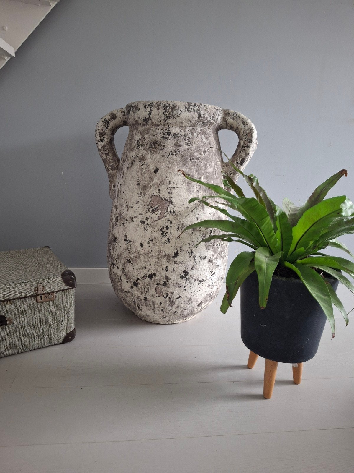 Grote binnen pot - 80 cm hoog, Huis en Inrichting, Woonaccessoires | Vazen, Gebruikt, Steen/keramiek, Met patroon/structuur, Ophalen