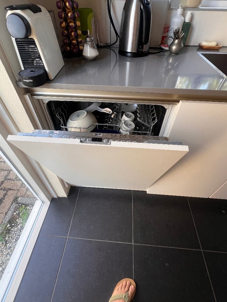 Moderne mat witte greeploze hoekkeuken GEDEMONTEERD, Huis en Inrichting, Keuken | Complete keukens, Wit, Hoekkeuken, Ophalen of Verzenden