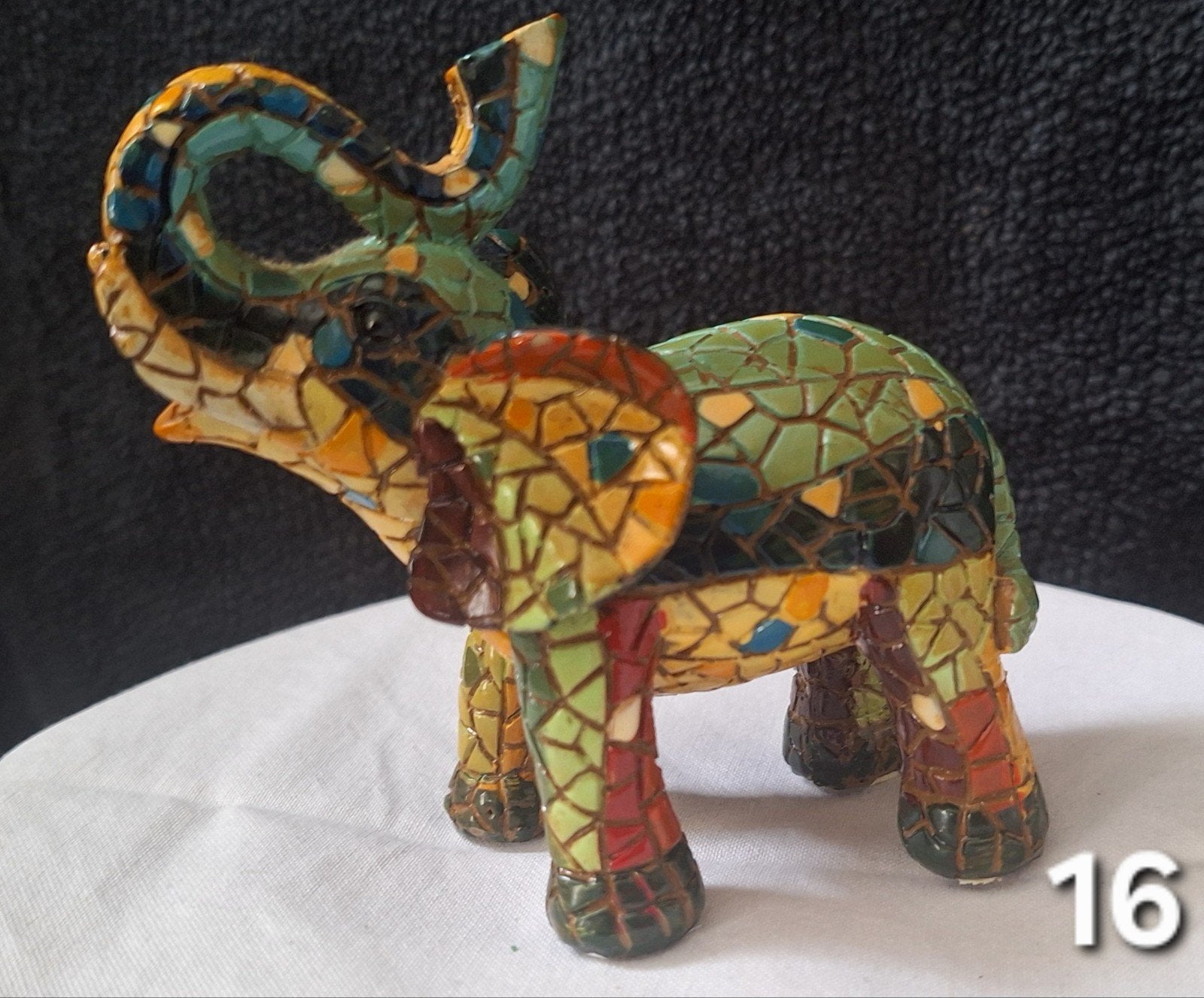Mozaïek olifant Gaudi beeldje - kleurrijk en decoratief, Verzamelen, Ophalen of Verzenden, Zo goed als nieuw, Dier