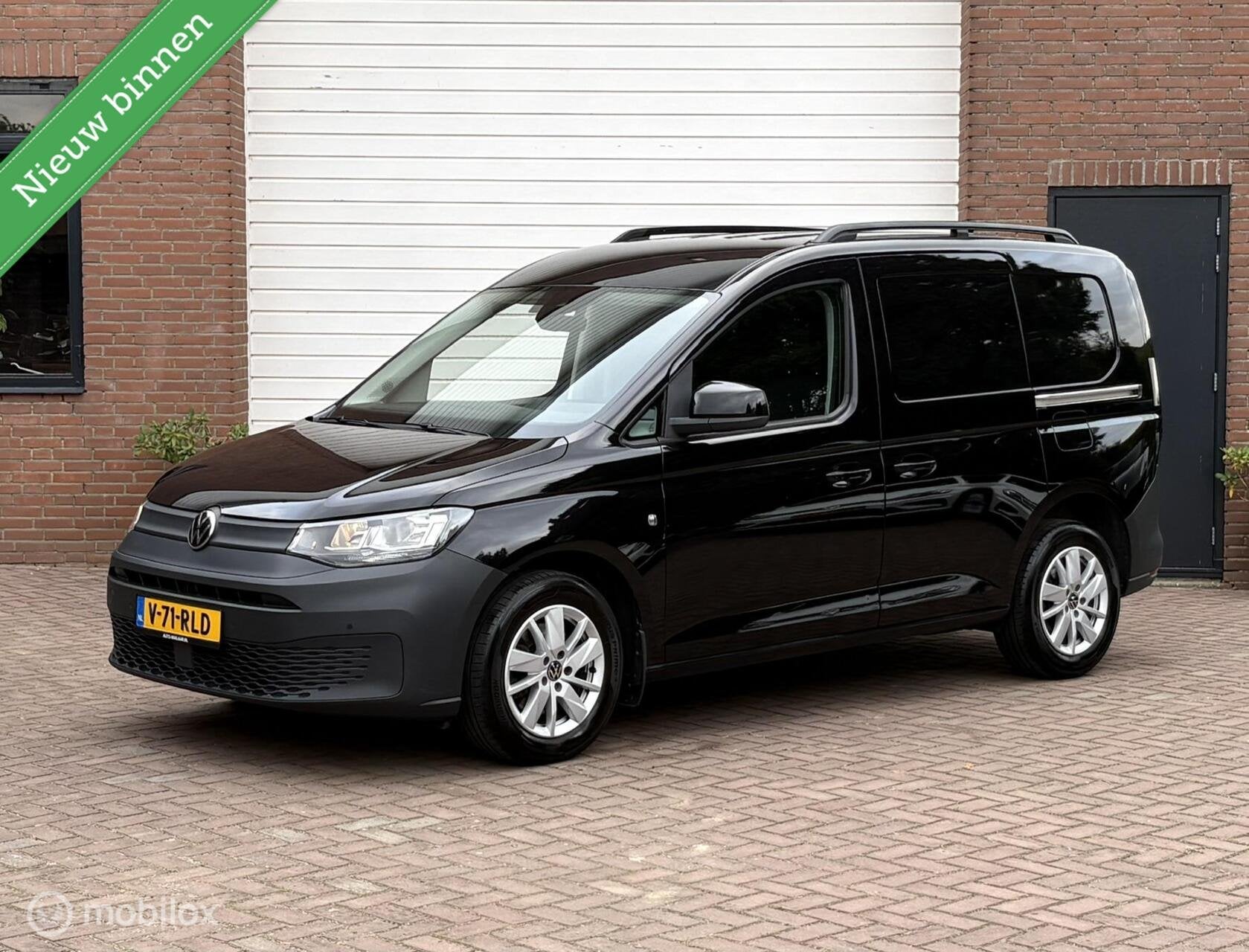 Volkswagen Caddy Cargo 2.0 TDI DSG Carplay Camera 2x schuifd, Auto's, Automaat, Dealer onderhouden, Gebruikt, Euro 6