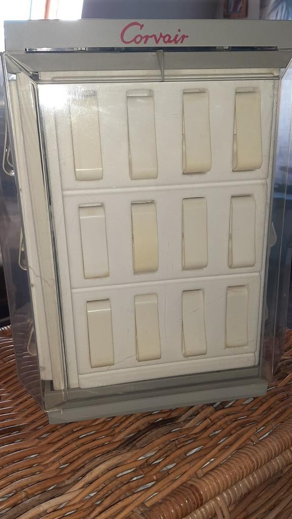 Horloge box carousel Corvair 48 horloges, Ophalen of Verzenden, Overige merken