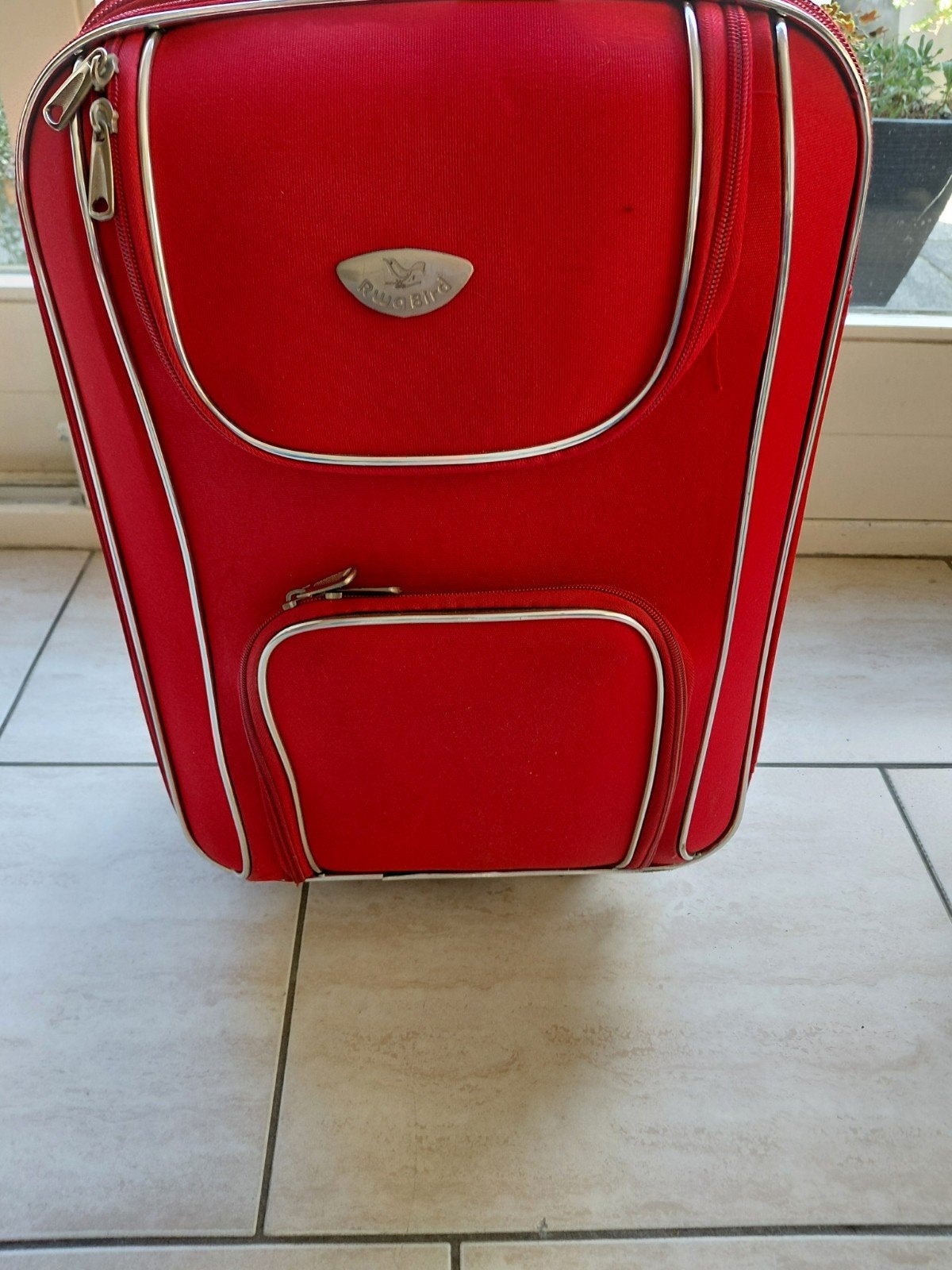 Rode Rwa Bird Koffer met Wieltjes en Slot, Ophalen, Hard kunststof, Wieltjes