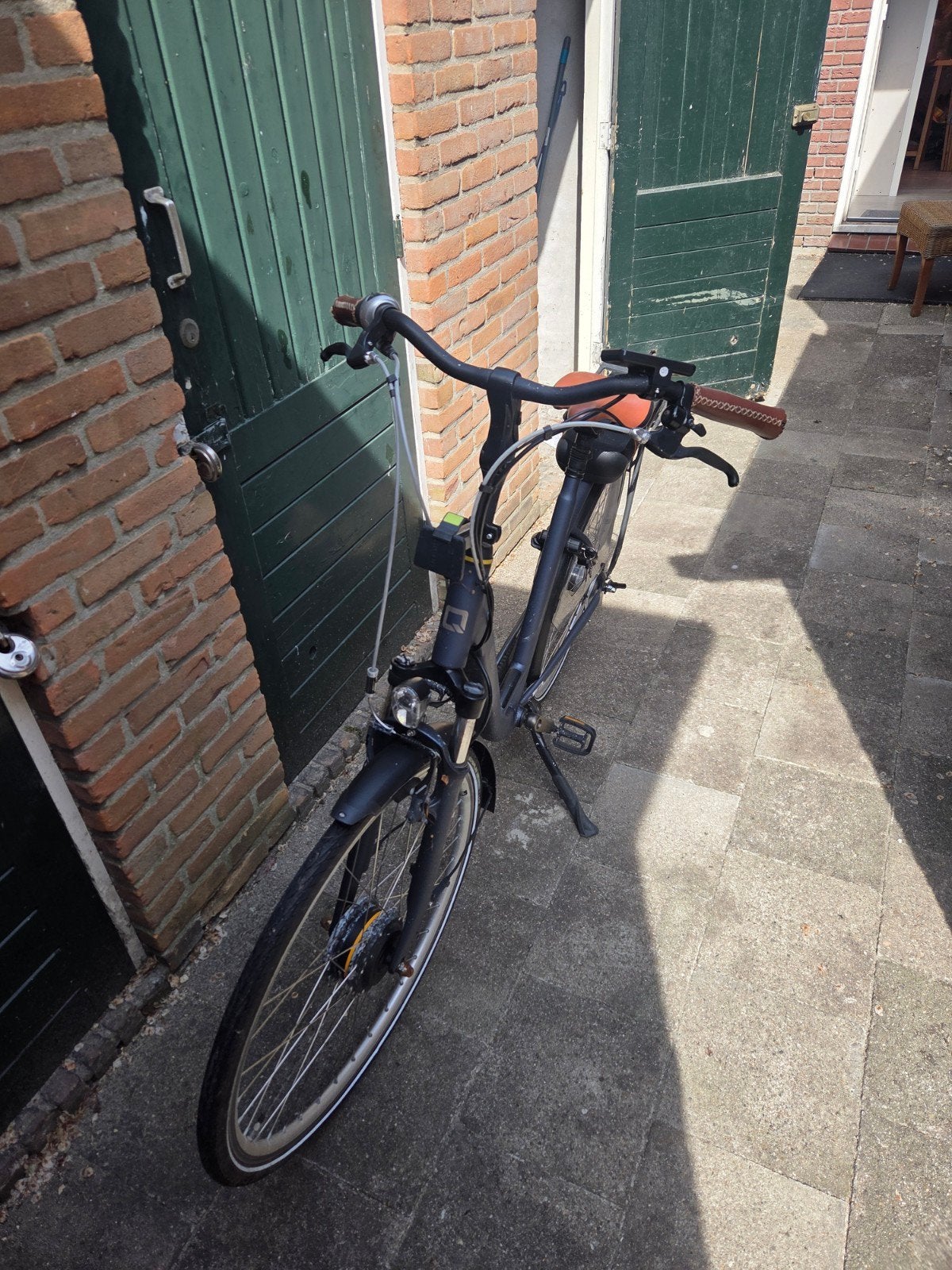 Qwic Premium N7-1 E-bike - Kapotte accu, display defect, Ophalen