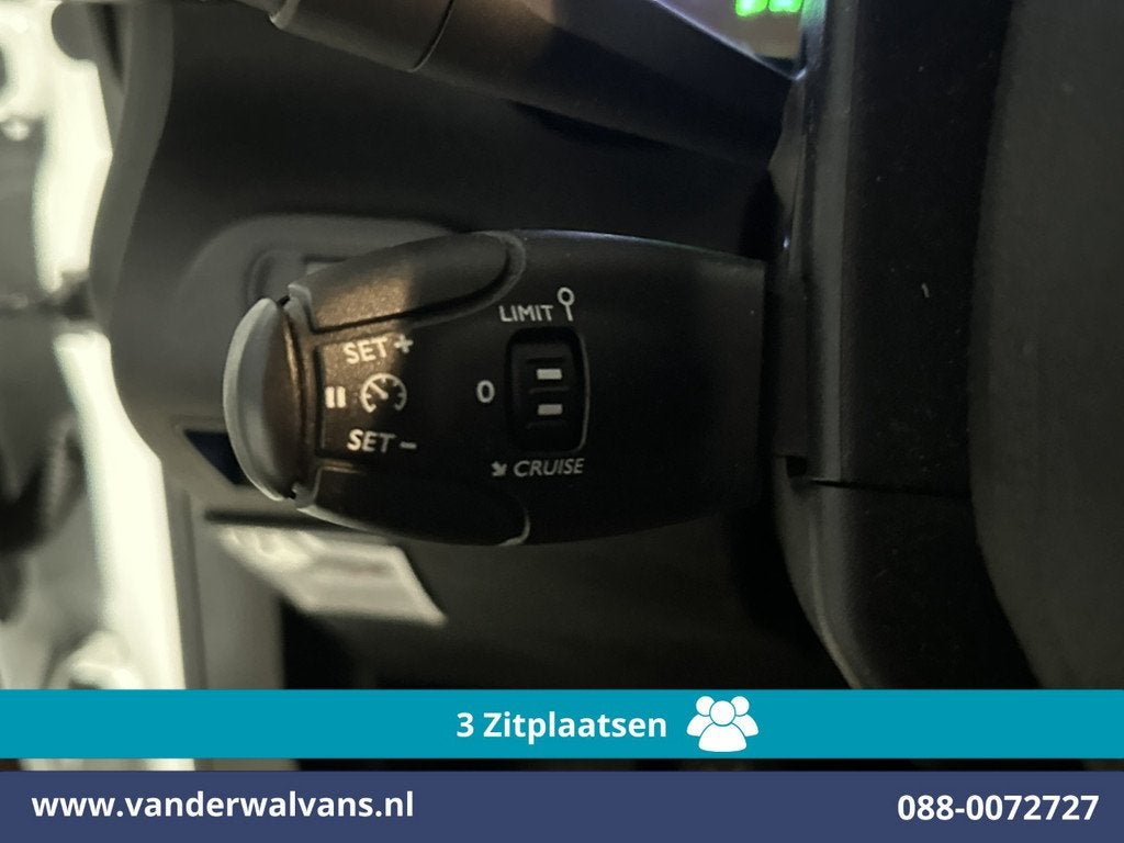Toyota PROACE CITY 1.5 D-4D 102pk L2H1 Euro6 Airco | 3-Zits, Voorwielaandrijving, Stof, Gebruikt, 4 cilinders