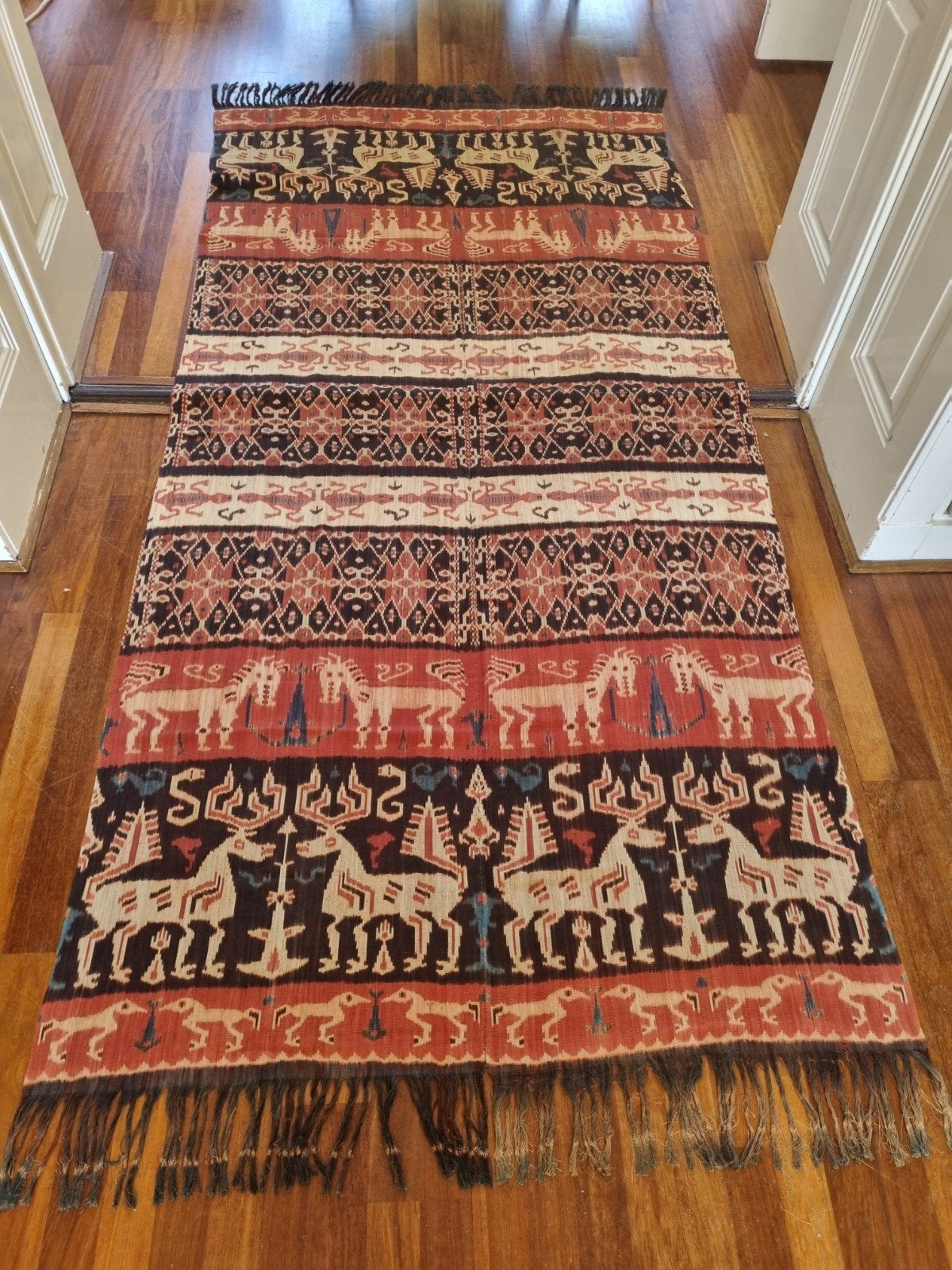 Oost-Sumbanese Hinggi Kombu Ikat Textiel 2.80 x 0.75 cm, Antiek en Kunst, Ophalen of Verzenden