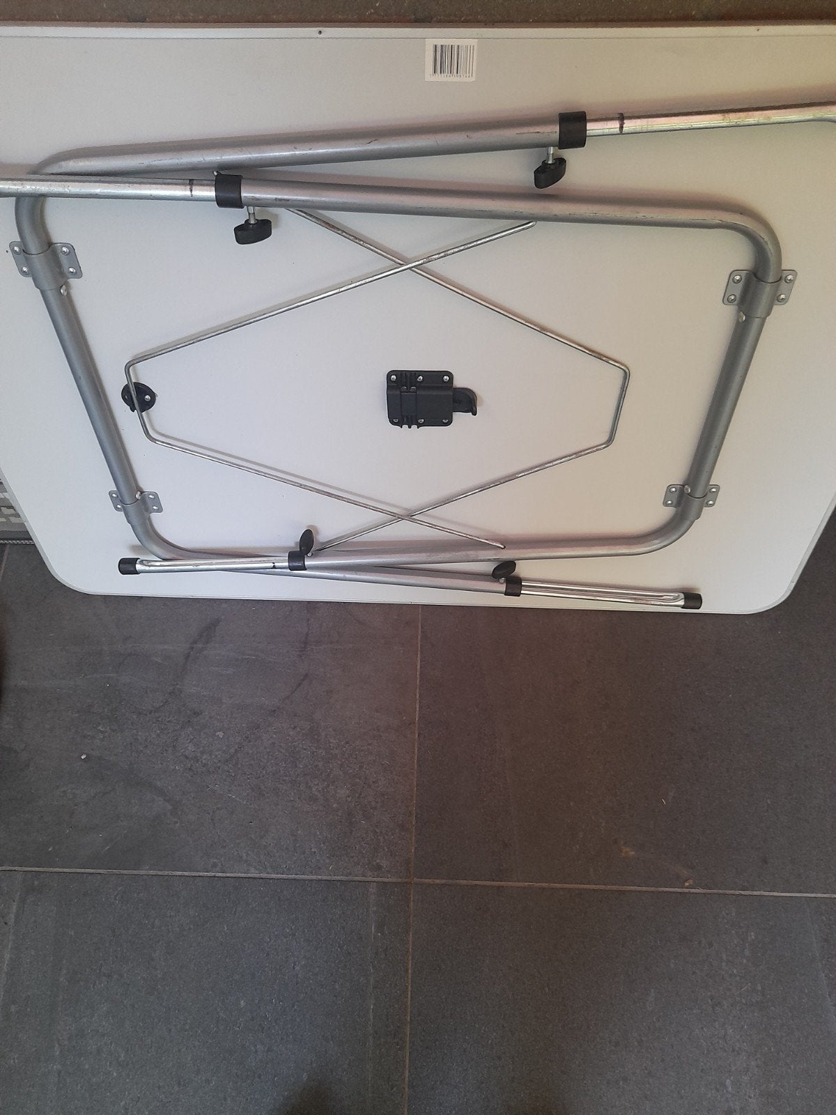 camping tafel,kleur is wit,maten zijn 100x70 cm., Ophalen, Gebruikt, Campingtafel