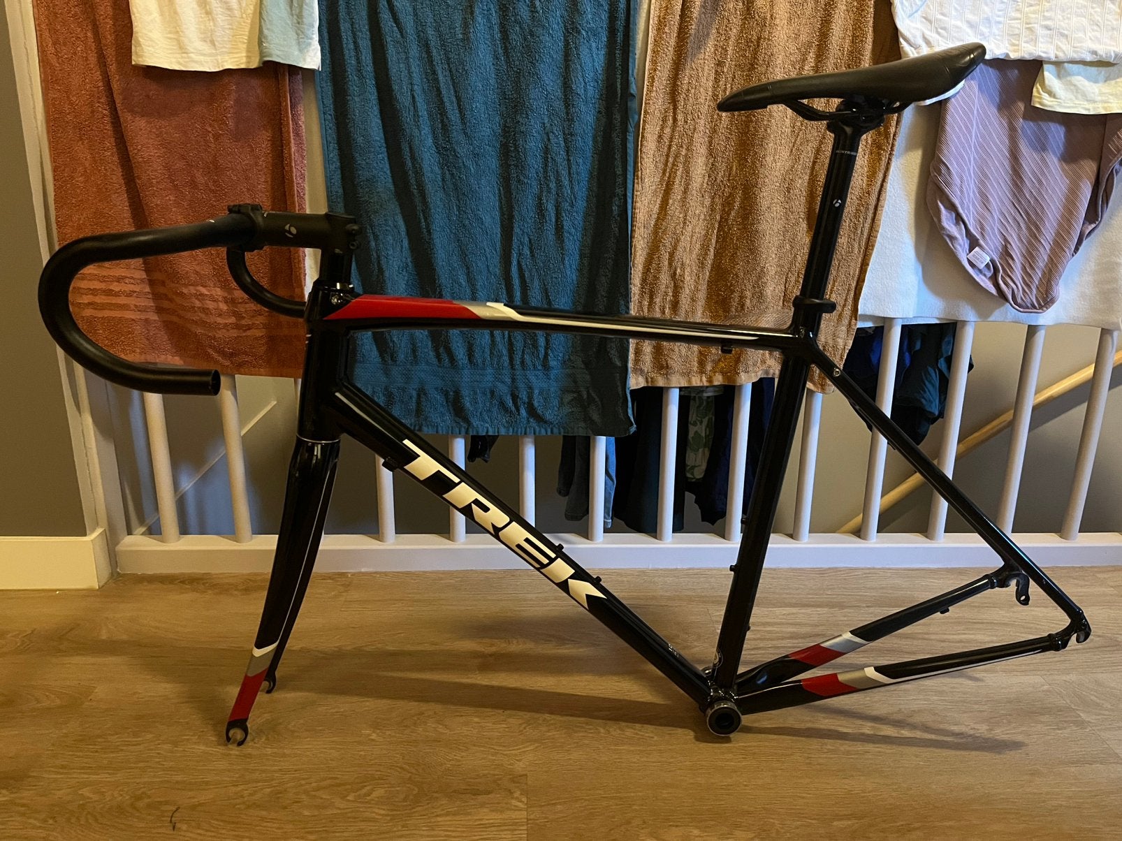 Trek Domane AL3 fietsframe maat 56 incl zadel en stuur, Fietsen en Brommers, Fietsen | Racefietsen, Minder dan 10 versnellingen