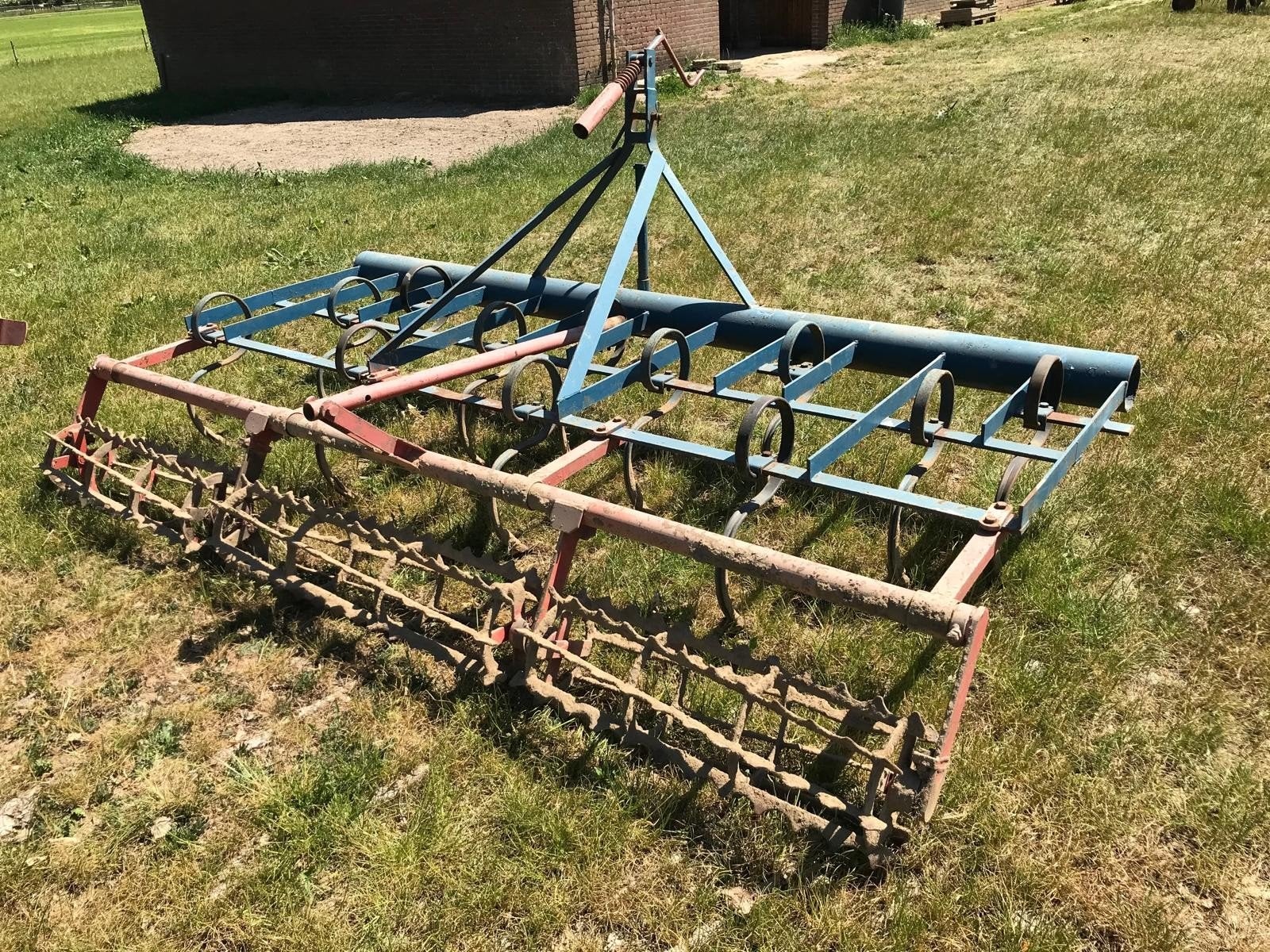 Trillend Cultivator met Kruimelrol - Degelijk en Werkend, Zakelijke goederen, Agrarisch | Werktuigen, Ophalen