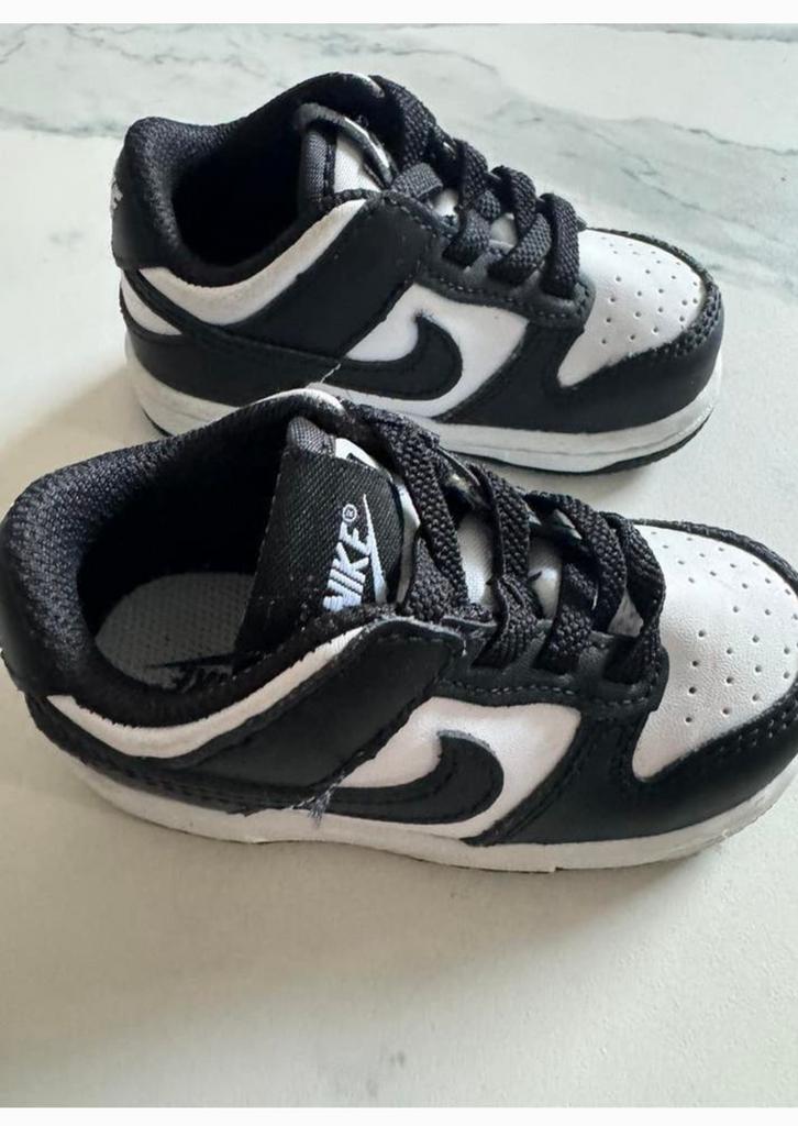 Baby nike schoenen maat 21, Ophalen, Zo goed als nieuw, Jongen of Meisje, Schoenen