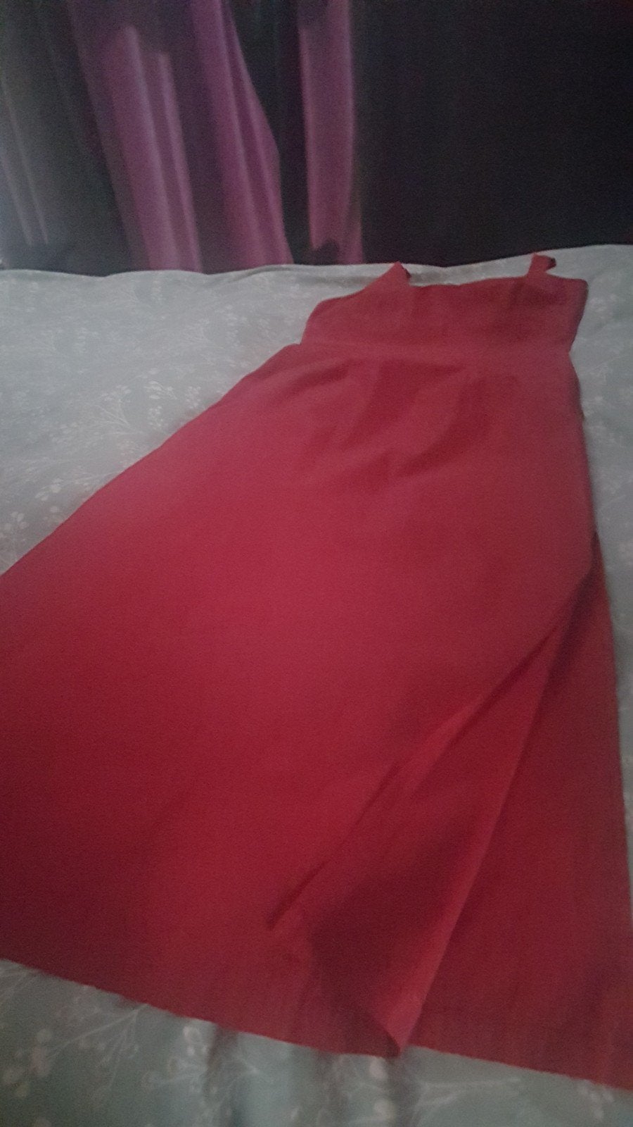 nieuwe gala jurk maat M wijnrood, Kleding | Dames, Jurken, Ophalen of Verzenden, Nieuw, Rood, Onder de knie