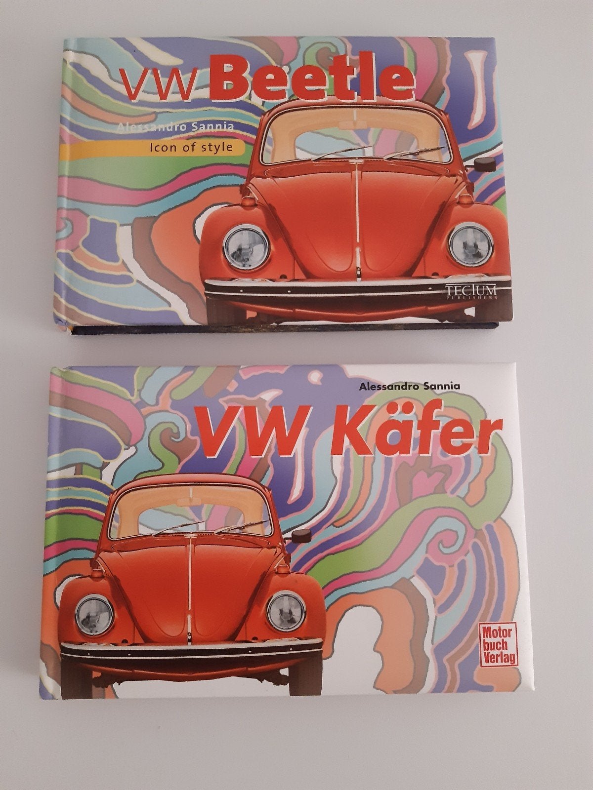 VW Kever 2 x Boekjes, Ophalen of Verzenden, Zo goed als nieuw, Gehele gezicht