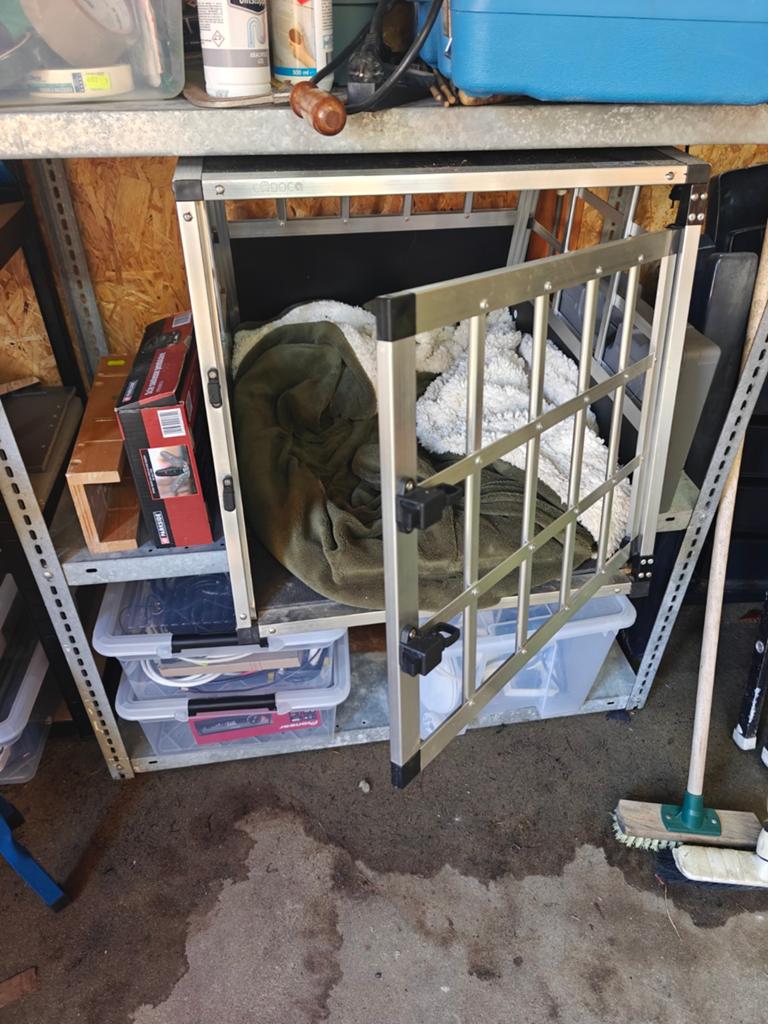 Honden bench, Dieren en Toebehoren, Ophalen, Zo goed als nieuw