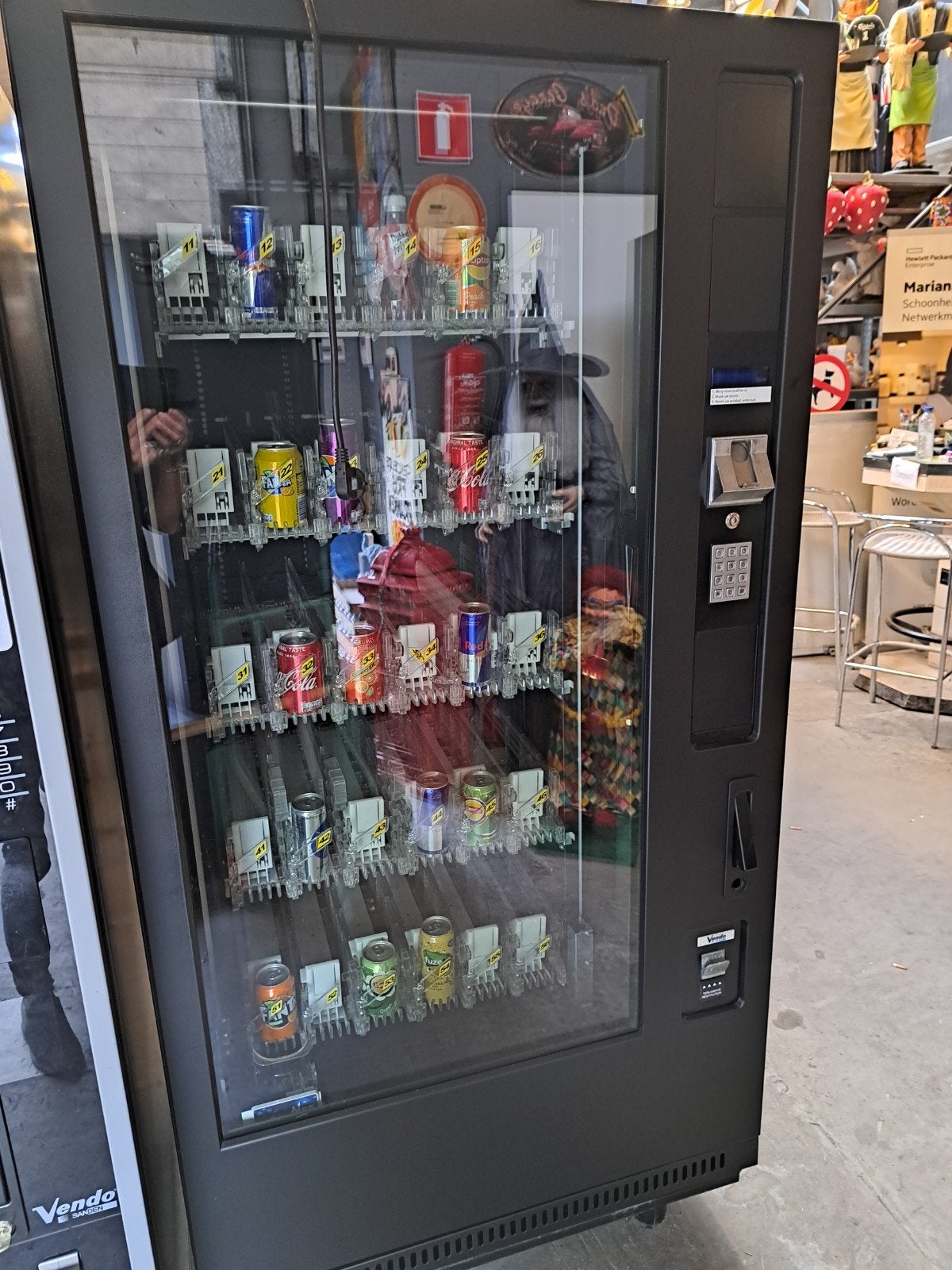 frisdrank automaat Vendo G-drink, Verzamelen, Ophalen