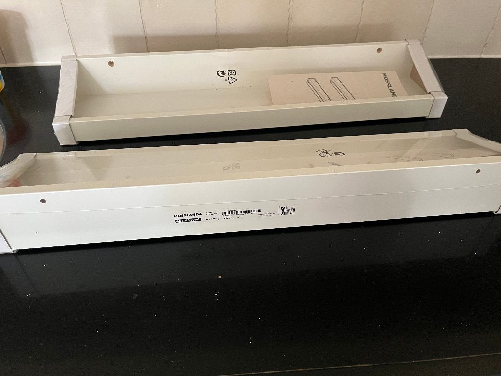 2 nieuwe schilderijplan wandplank ikea  hosslanda, Ophalen of Verzenden, Nieuw