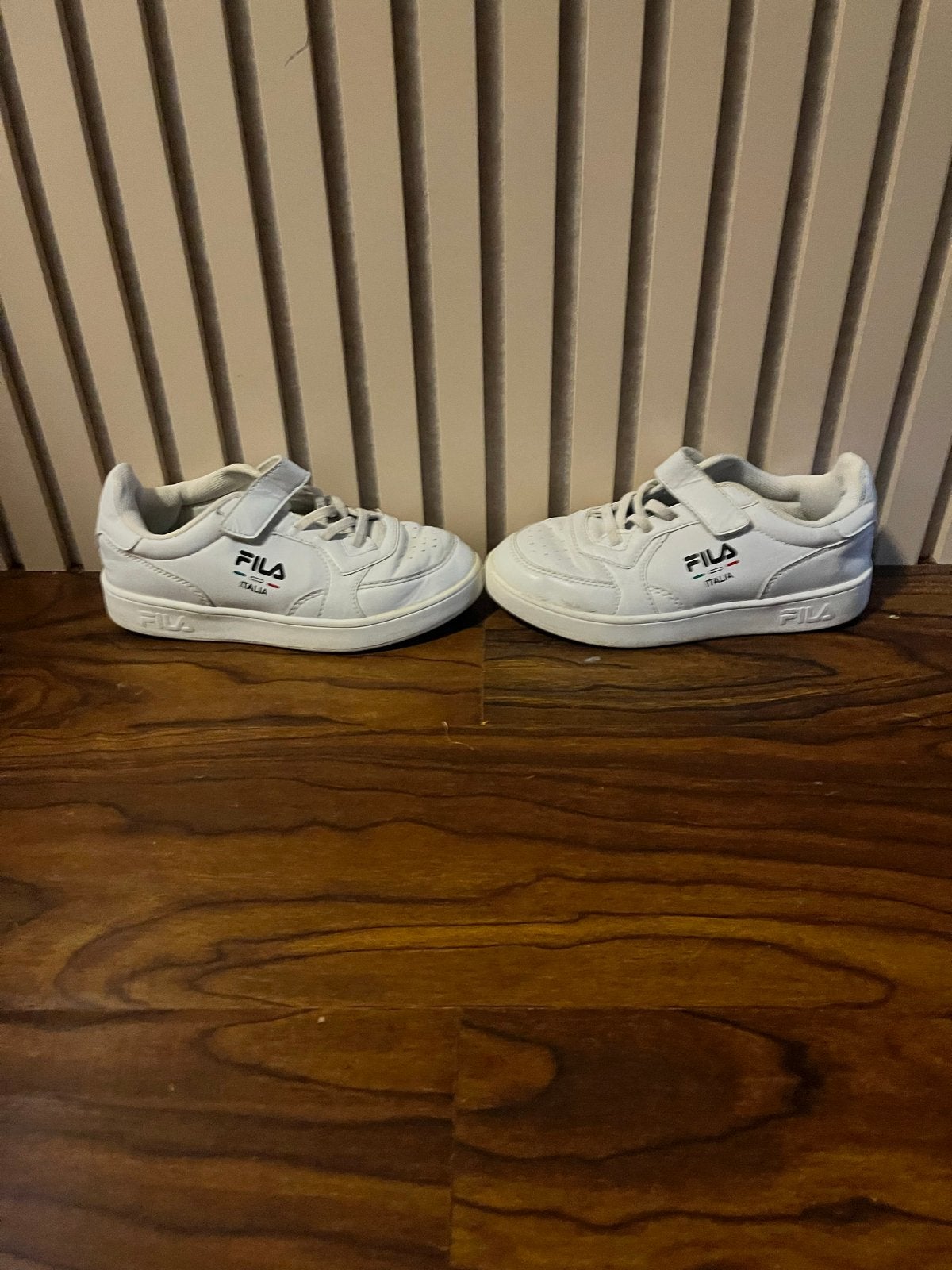 Witte Fila Italia sneakers voor kinderen Maat 33, Kinderen en Baby's, Ophalen of Verzenden, Gebruikt, Jongen of Meisje, Schoenen