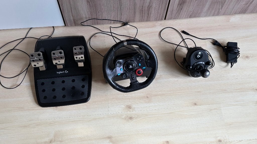logitech g29 set (stuur en pedalen) + shifter, Spelcomputers en Games, Ophalen, Gebruikt, Stuur of Pedalen, PlayStation 4