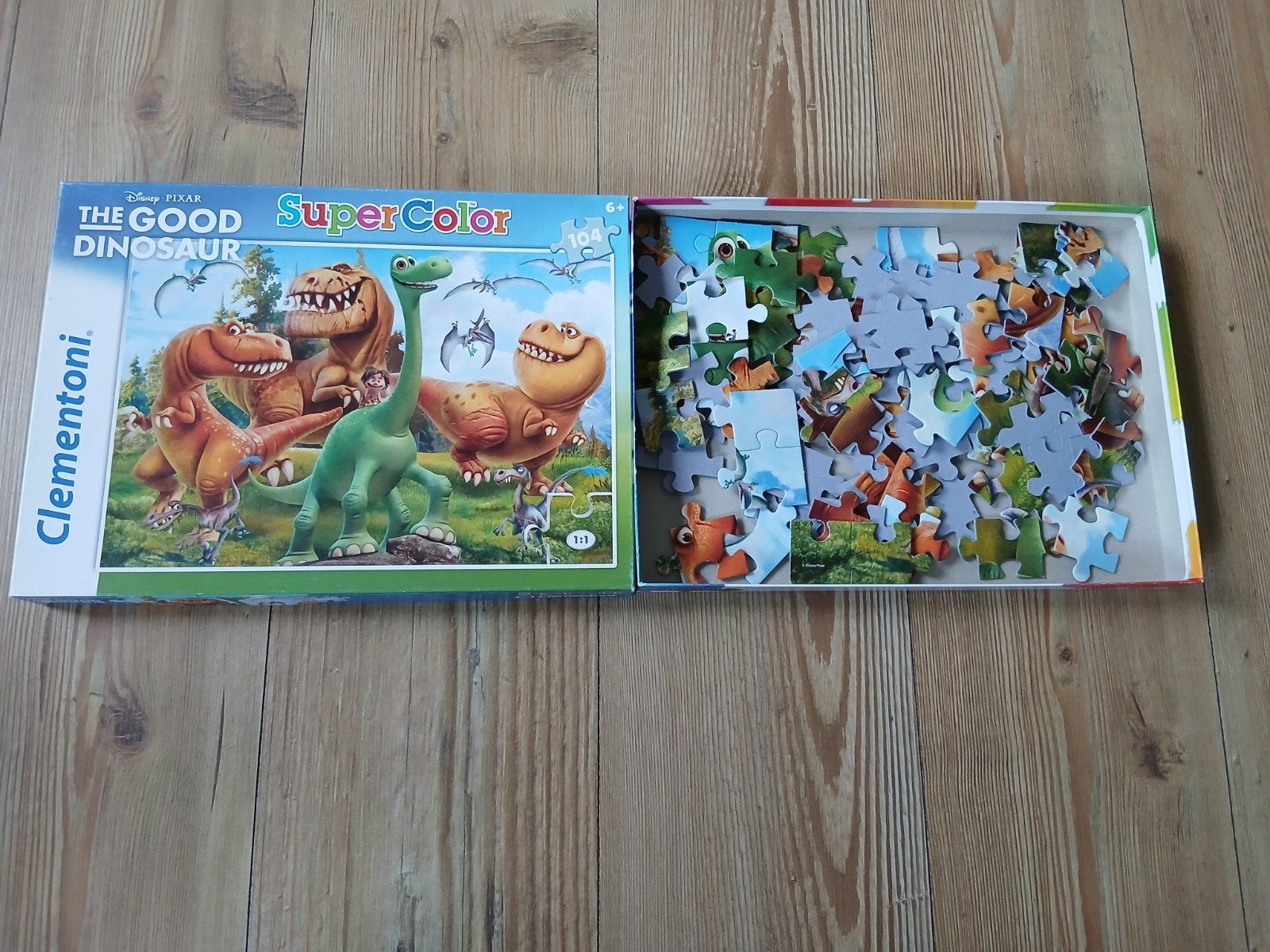 Puzzel, 104 stukjes, The good dinosaur, Clementoni, Ophalen of Verzenden, Meer dan 50 stukjes, Zo goed als nieuw, 6 jaar of ouder