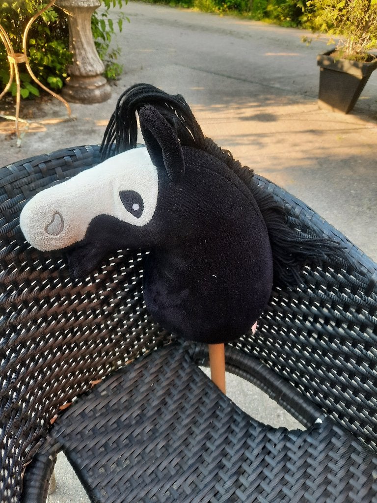 Hobby horse, Ophalen, Gebruikt