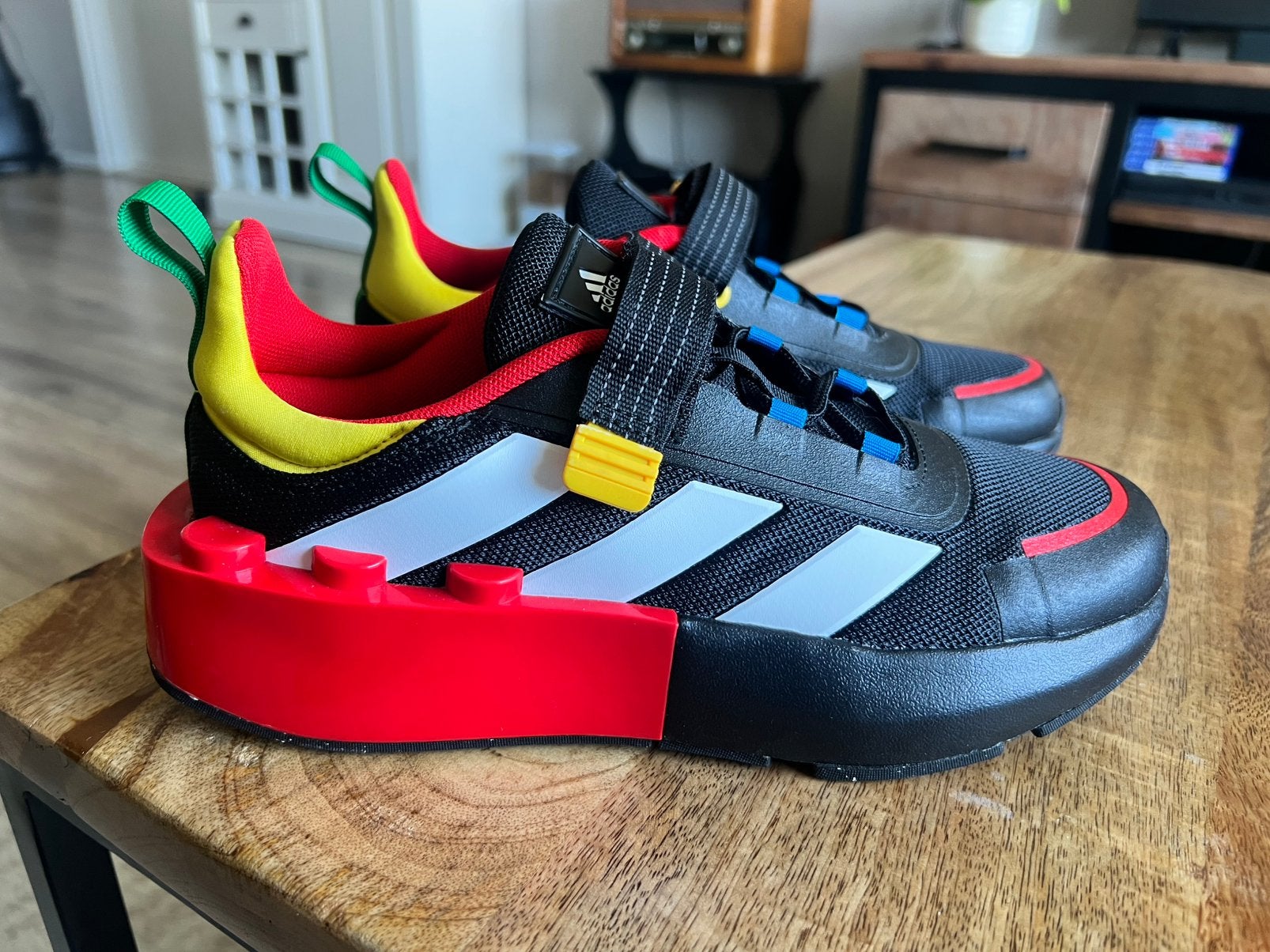 Adidas Lego schoenen!!, Jongen of Meisje, Schoenen, Ophalen of Verzenden, Zo goed als nieuw