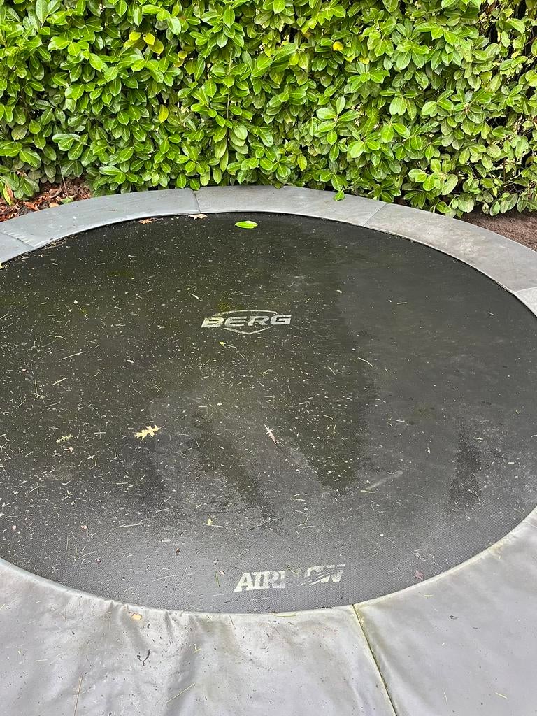 BERG InGround trampoline 330, Ophalen, Gebruikt