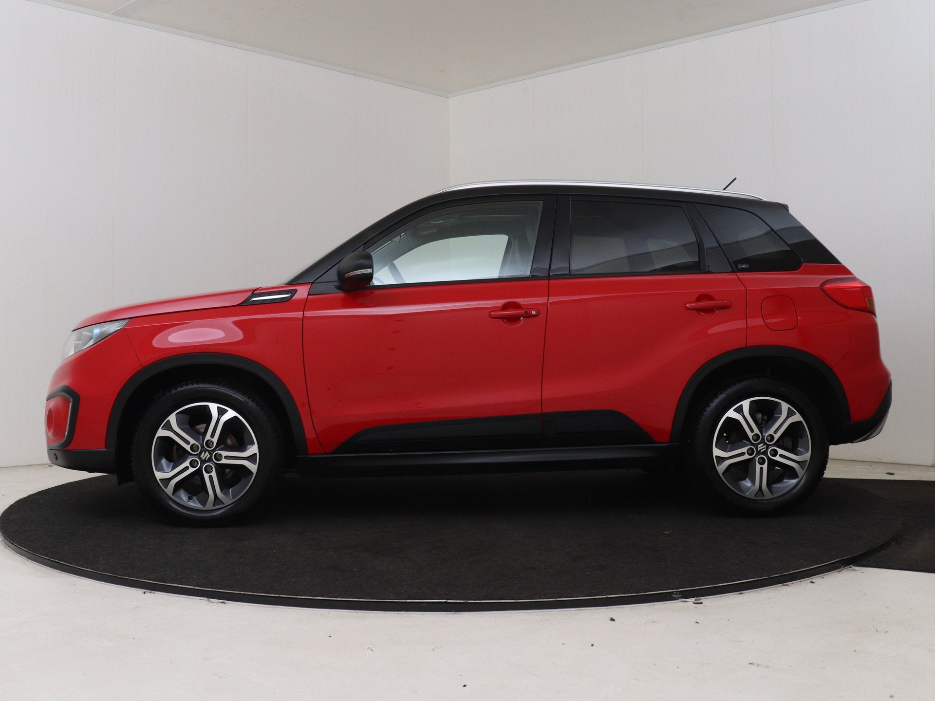 Suzuki Vitara 1.6 Exclusive Panoramadak | dodehoekdetectie |, Auto's, Gebruikt, Euro 6, 4 cilinders, 400 kg