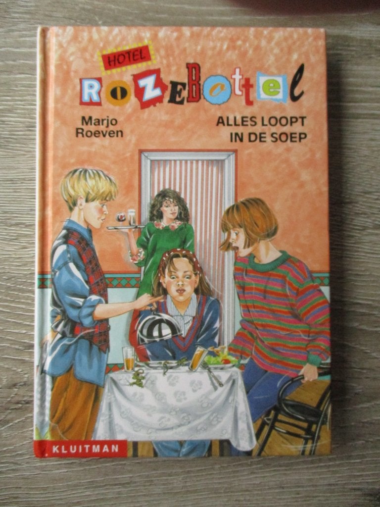 Alles loopt in de soep - Marjo Roeven, Ophalen of Verzenden, Gelezen, Fictie algemeen