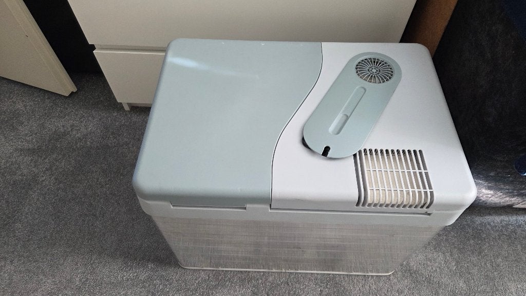 MOBITOOL KOELBOX 40 liter, Caravans en Kamperen, Ophalen, Zo goed als nieuw, Koelbox, Elektrisch