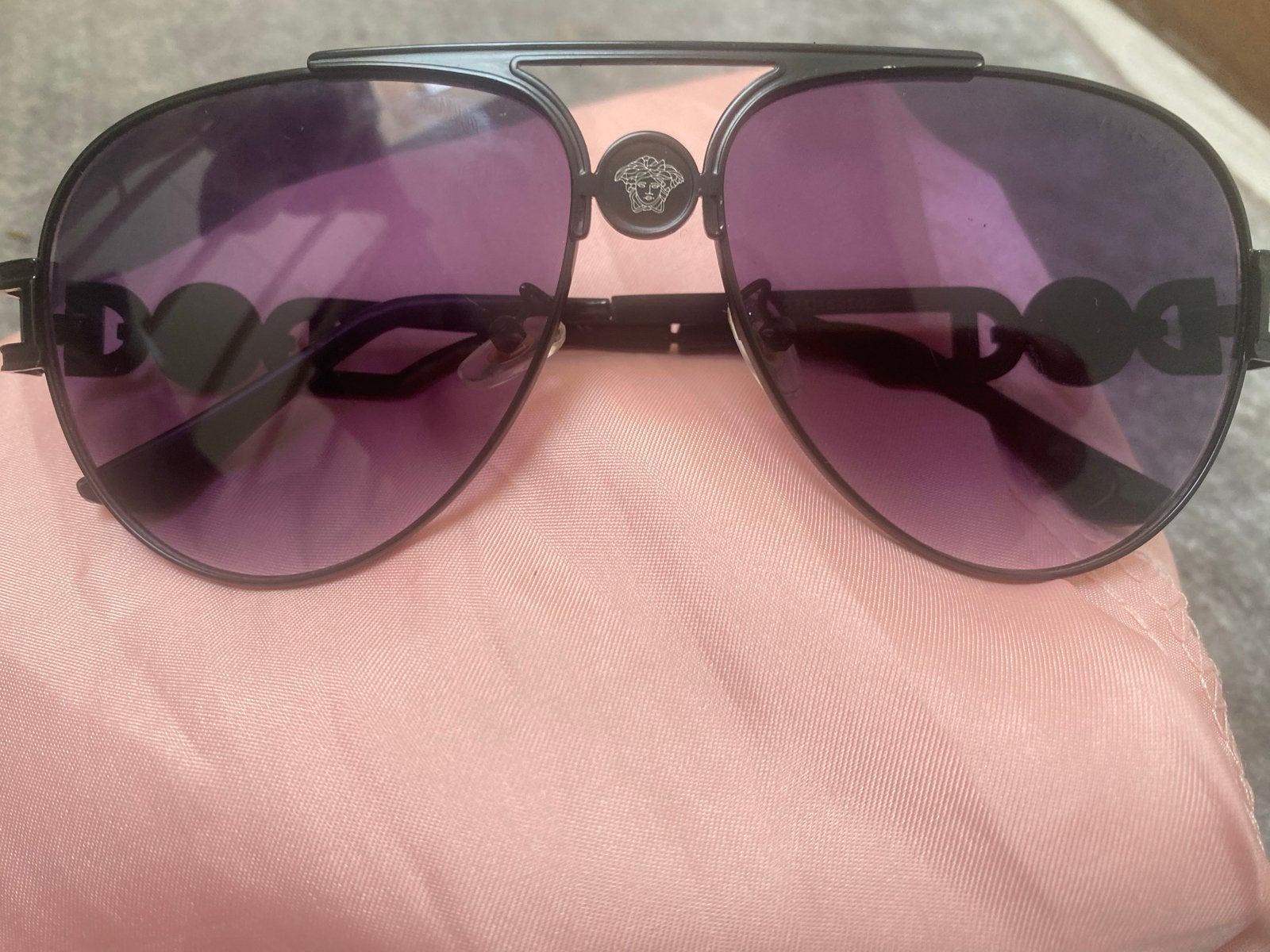 Dames Versace zonnebril, Gebruikt, Zonnebril, Zwart, Gianni Versace