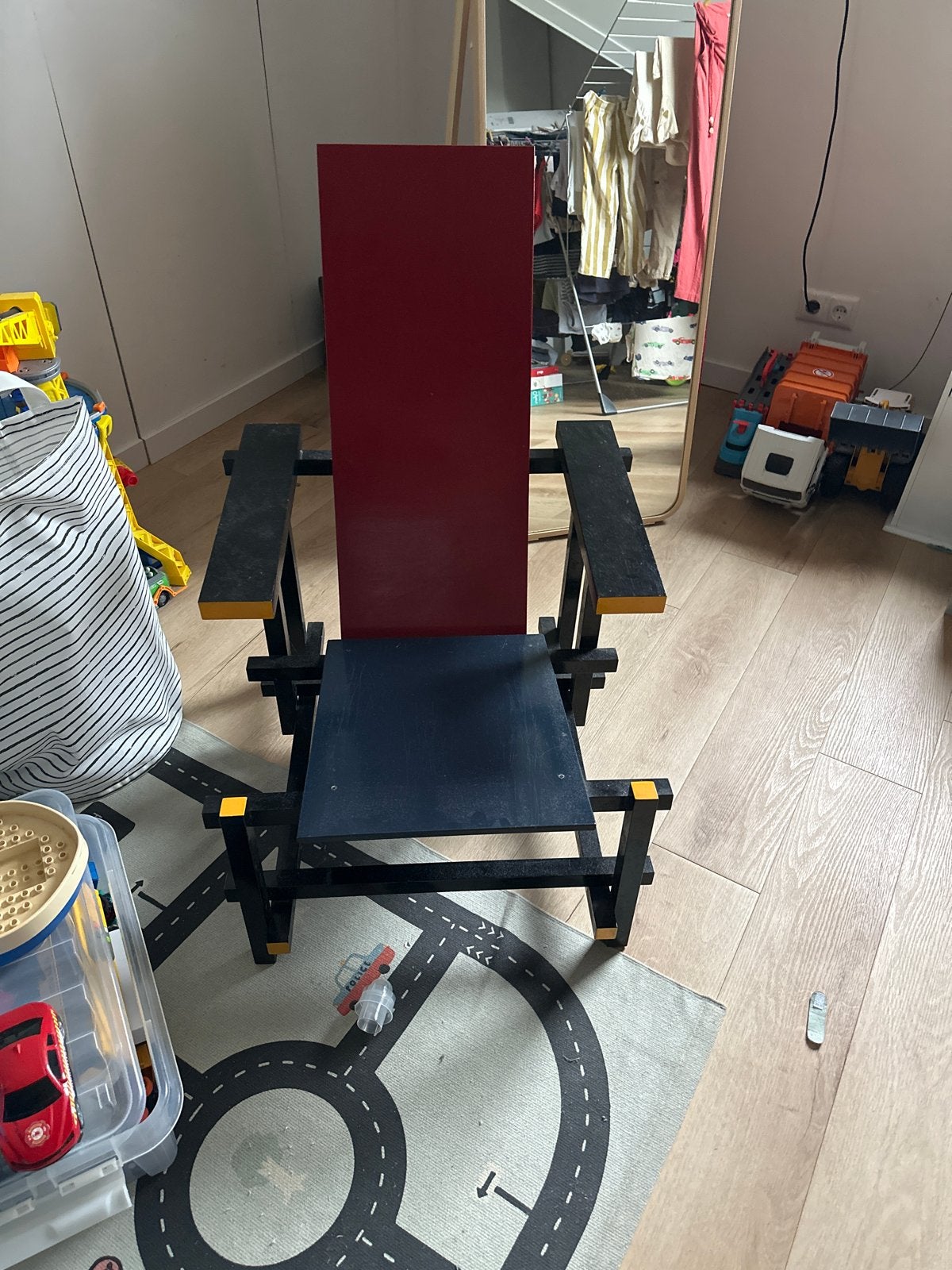 Replica vintage Rietveld Rood-blauwe stoel, Huis en Inrichting, Gebruikt, Overige kleuren, Ophalen of Verzenden, Eén