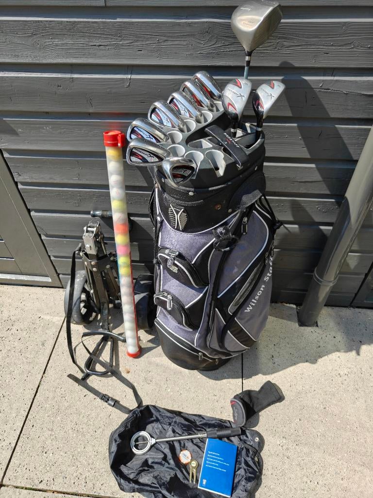 Complete MODERNE golfset Wilson Staff in luxe lockbag + trol, Ophalen of Verzenden, Zo goed als nieuw, Set, Overige merken