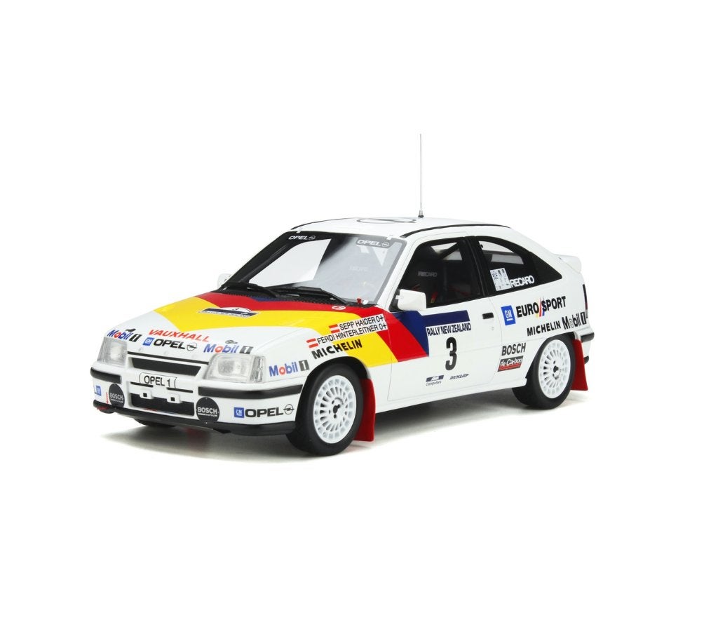Opel Kadett E GSI Gr.A 1987 OTTO MOBILE 1/18 ref. OT915