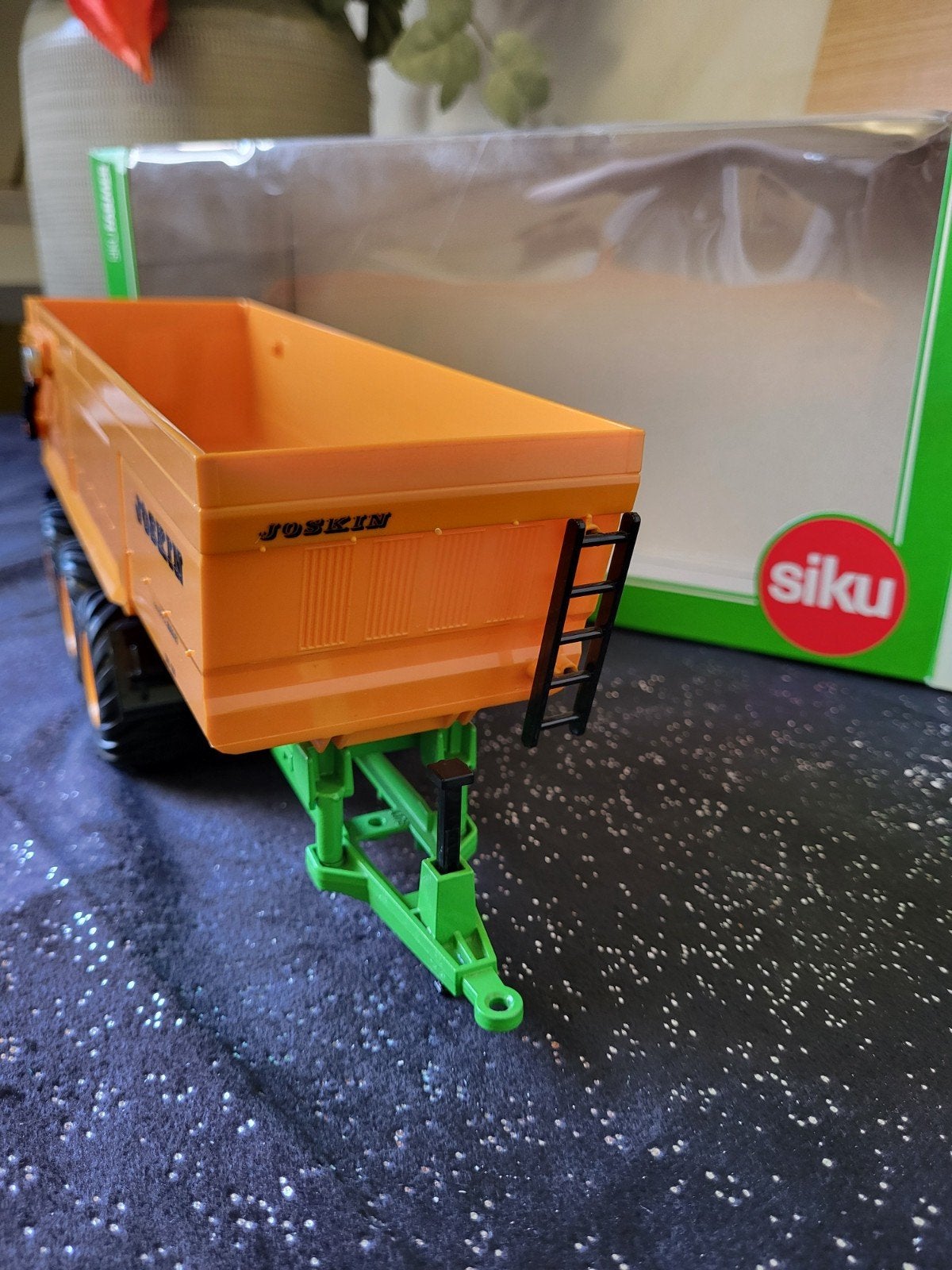 Joskin 3-assige kiepwagen. Nieuw, Ophalen of Verzenden, Nieuw, Tractor of Landbouw, SIKU