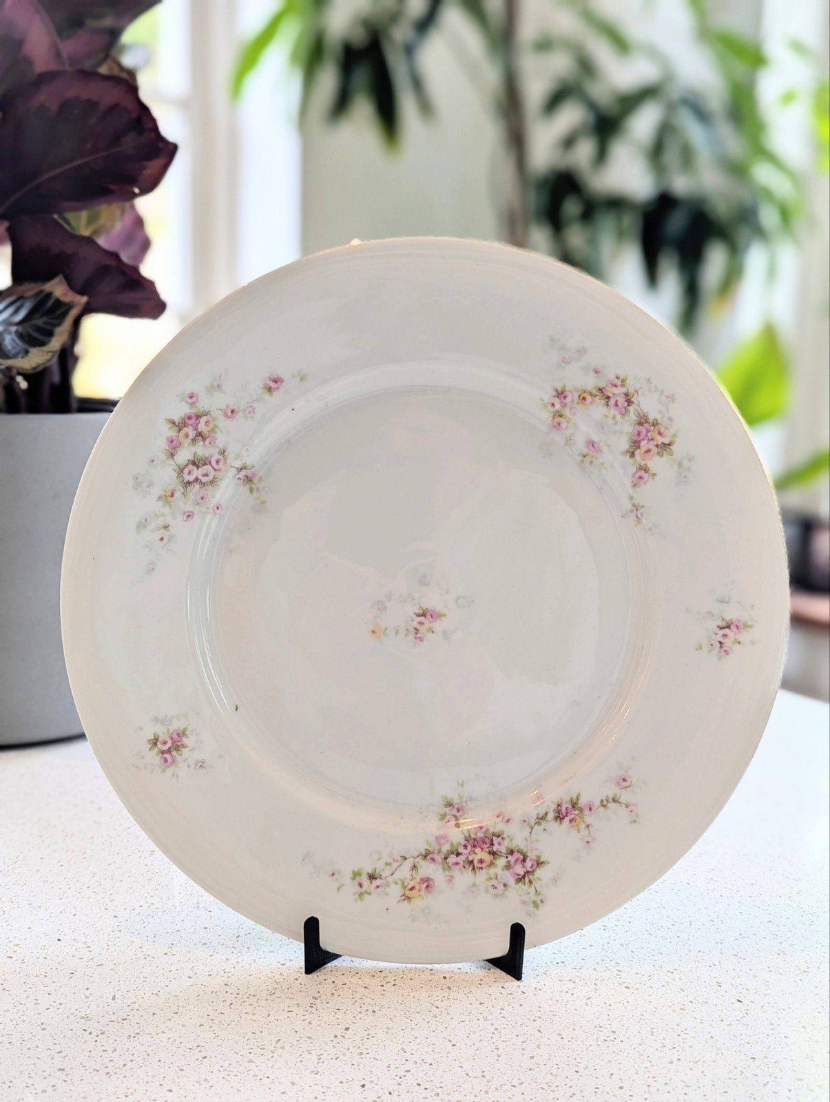 Victoria China Porseleinen Bord - Bloemenmotief, Antiek en Kunst, Ophalen of Verzenden