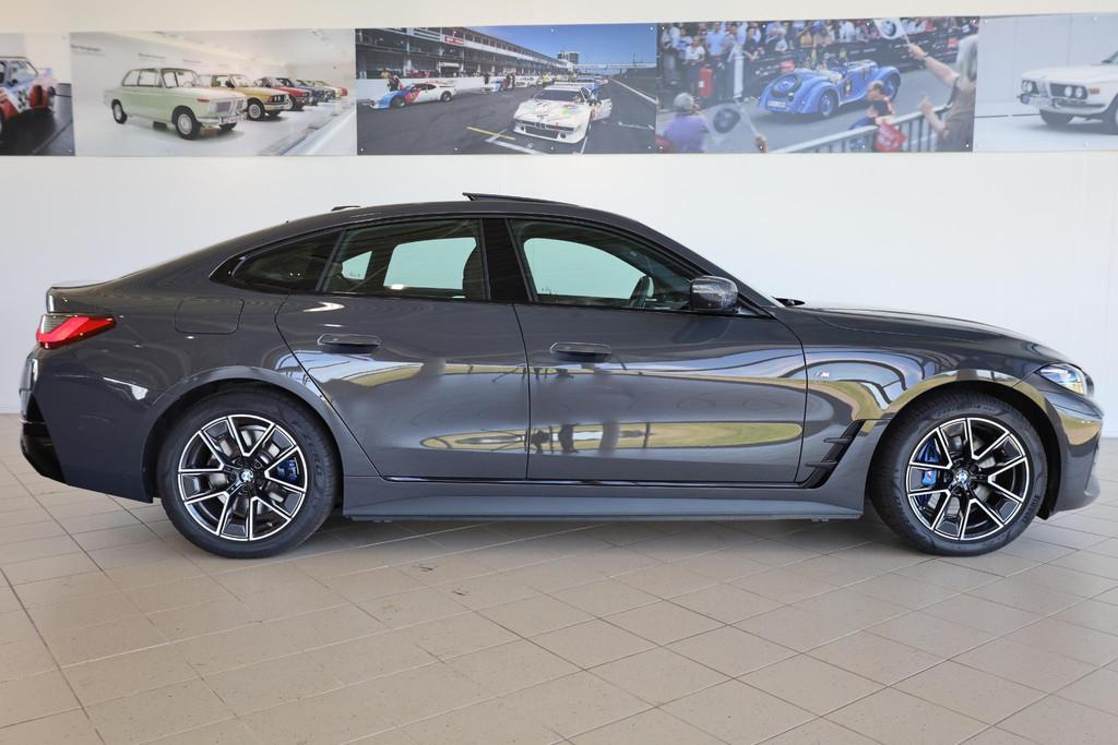 BMW i4 eDrive35 | M Sportpakket | Innovation Pack | Comfort, Gebruikt, Zwart, Met garantie (alle), 420 min
