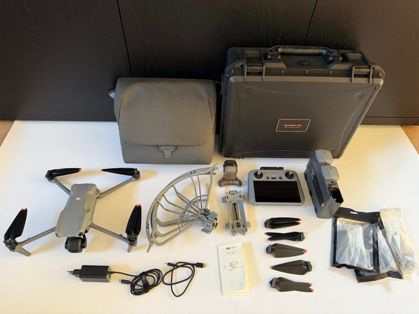 DJI Air 3+FMC met rc 2 controller - sublieme staat, 250 tot 900 gram, 30 tot 45 minuten, Ophalen of Verzenden, Zo goed als nieuw